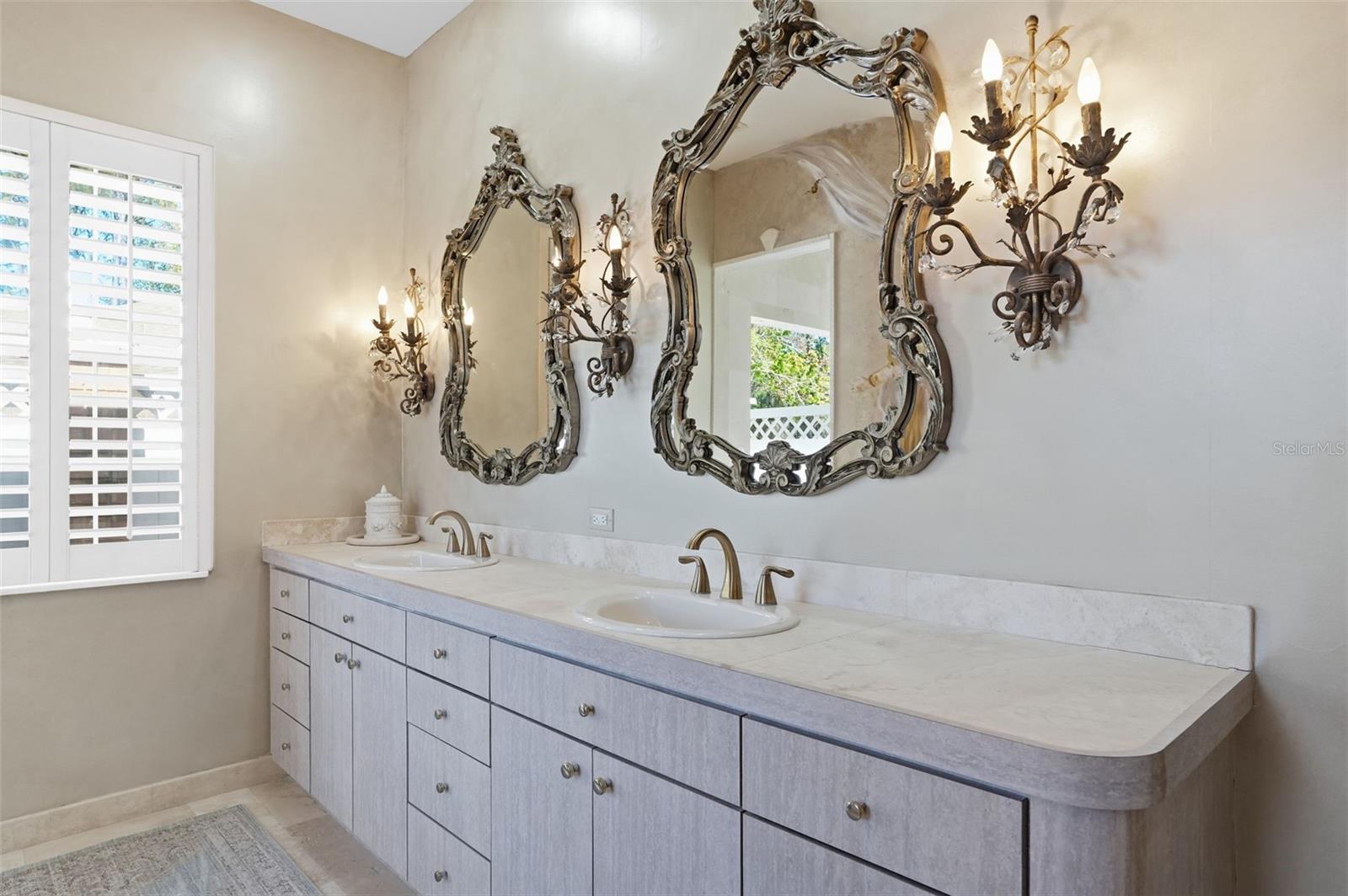 7275 CRYSTAL SPRING RUN