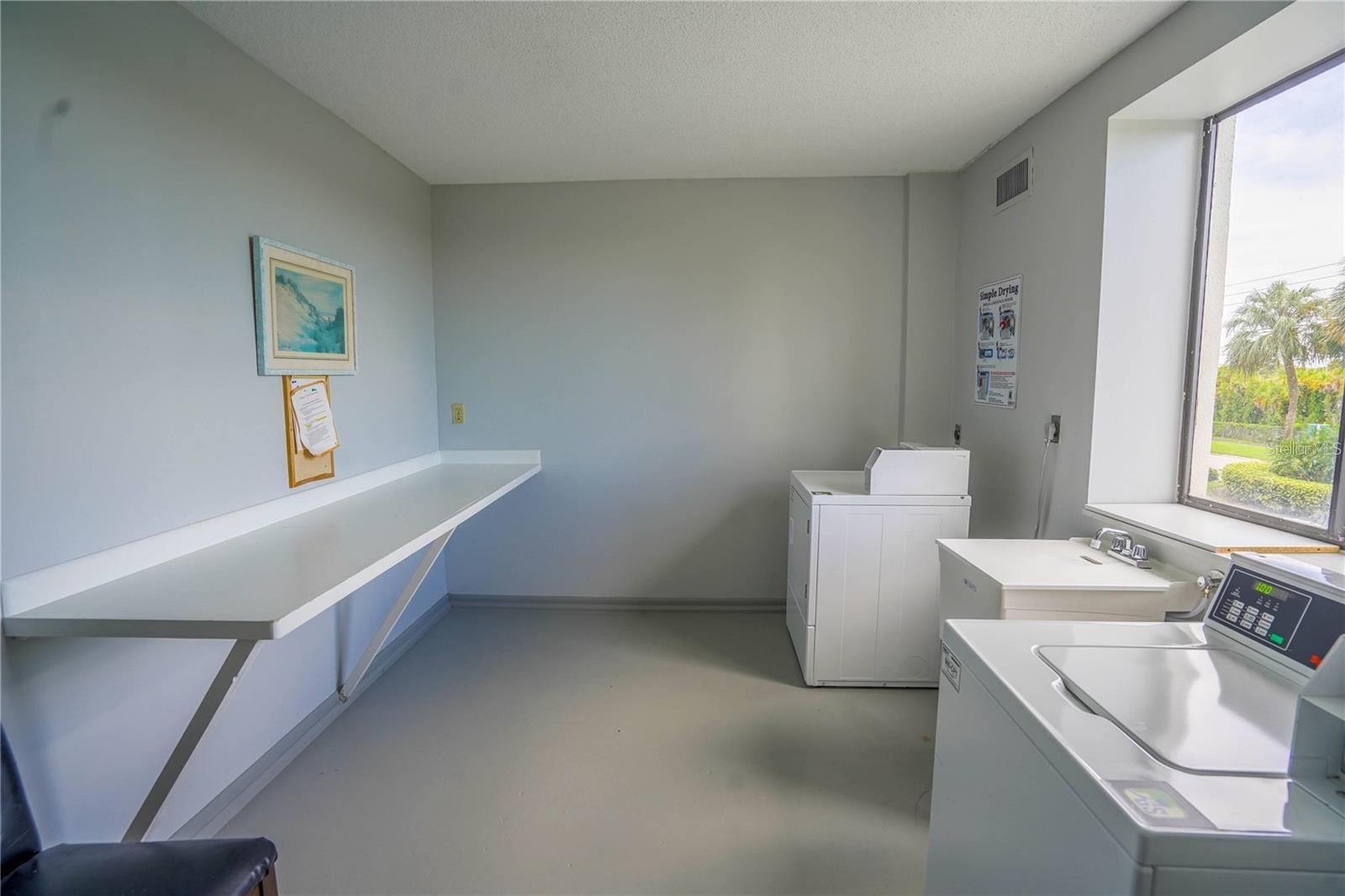 7100 SUNSHINE SKYWAY LN S #201