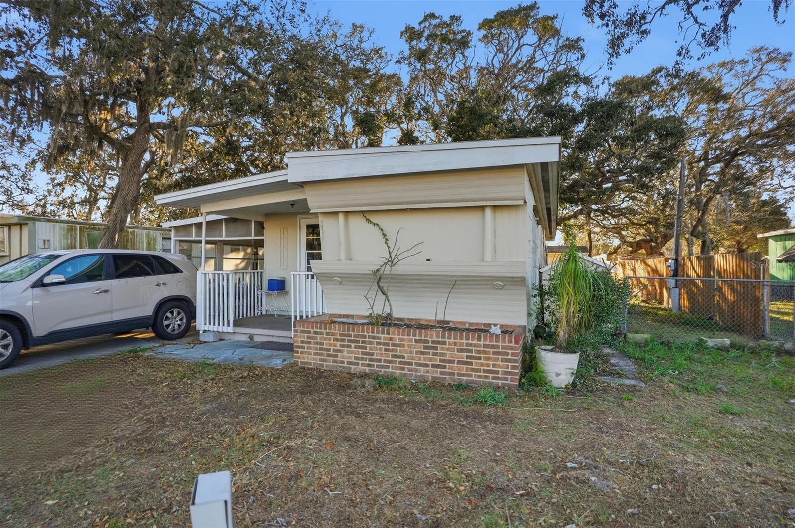 11311 ALTOONA AVE