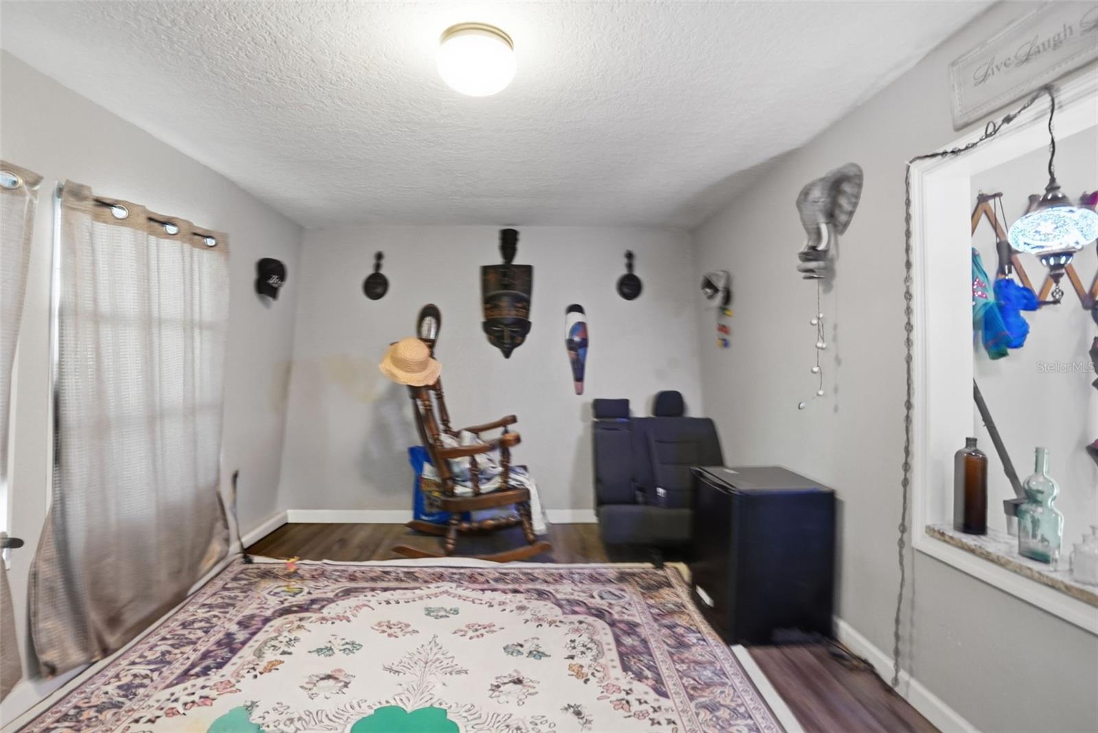 11311 ALTOONA AVE