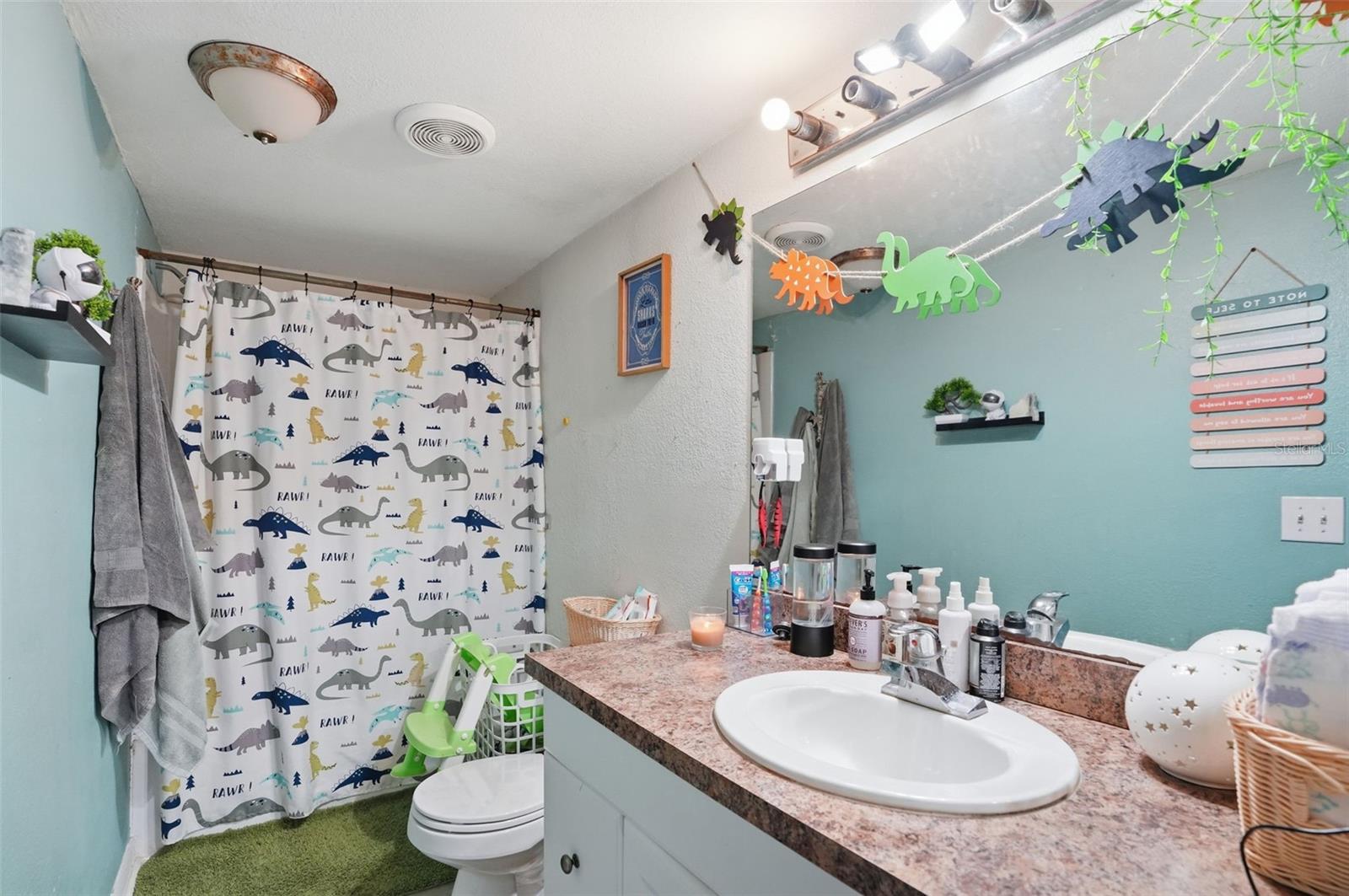 8604 CAMEO DR