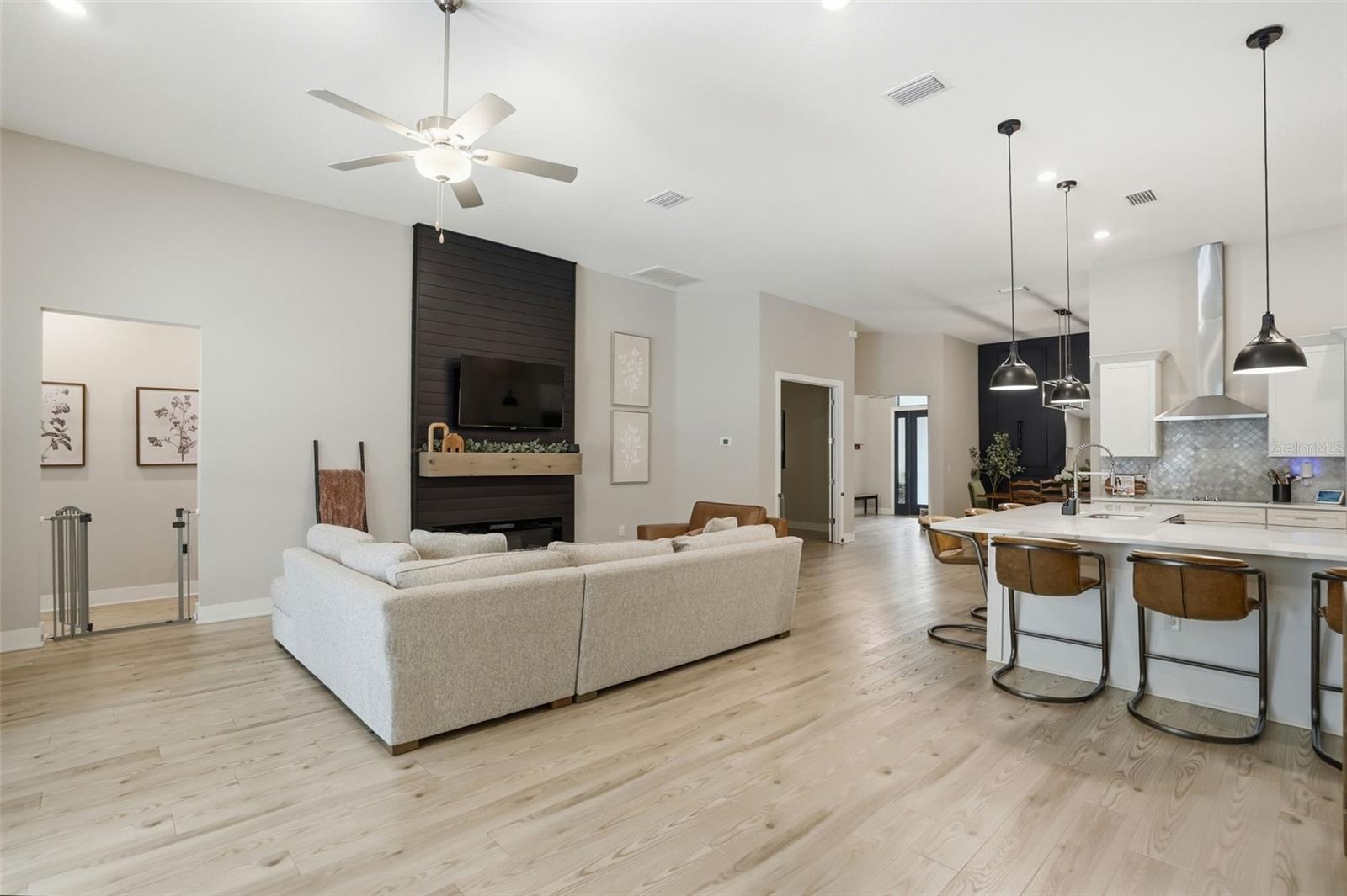 13232 OLDENBURG DR
