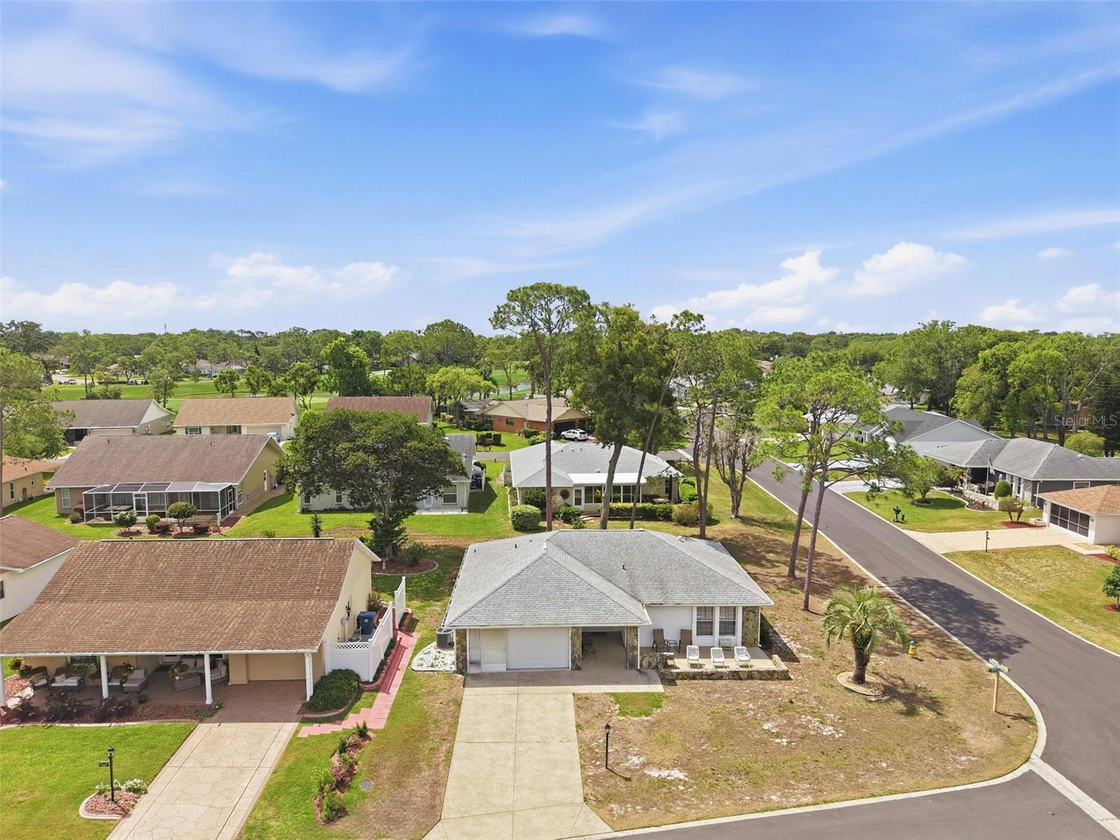 6463 PUTTERS CIR