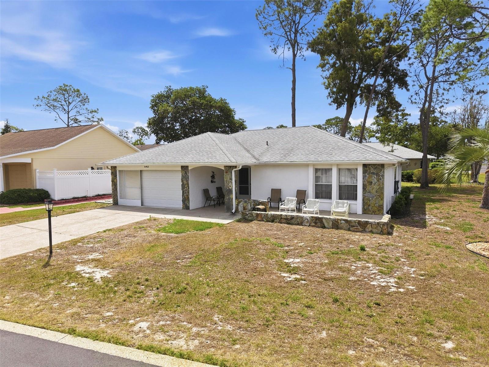 6463 PUTTERS CIR