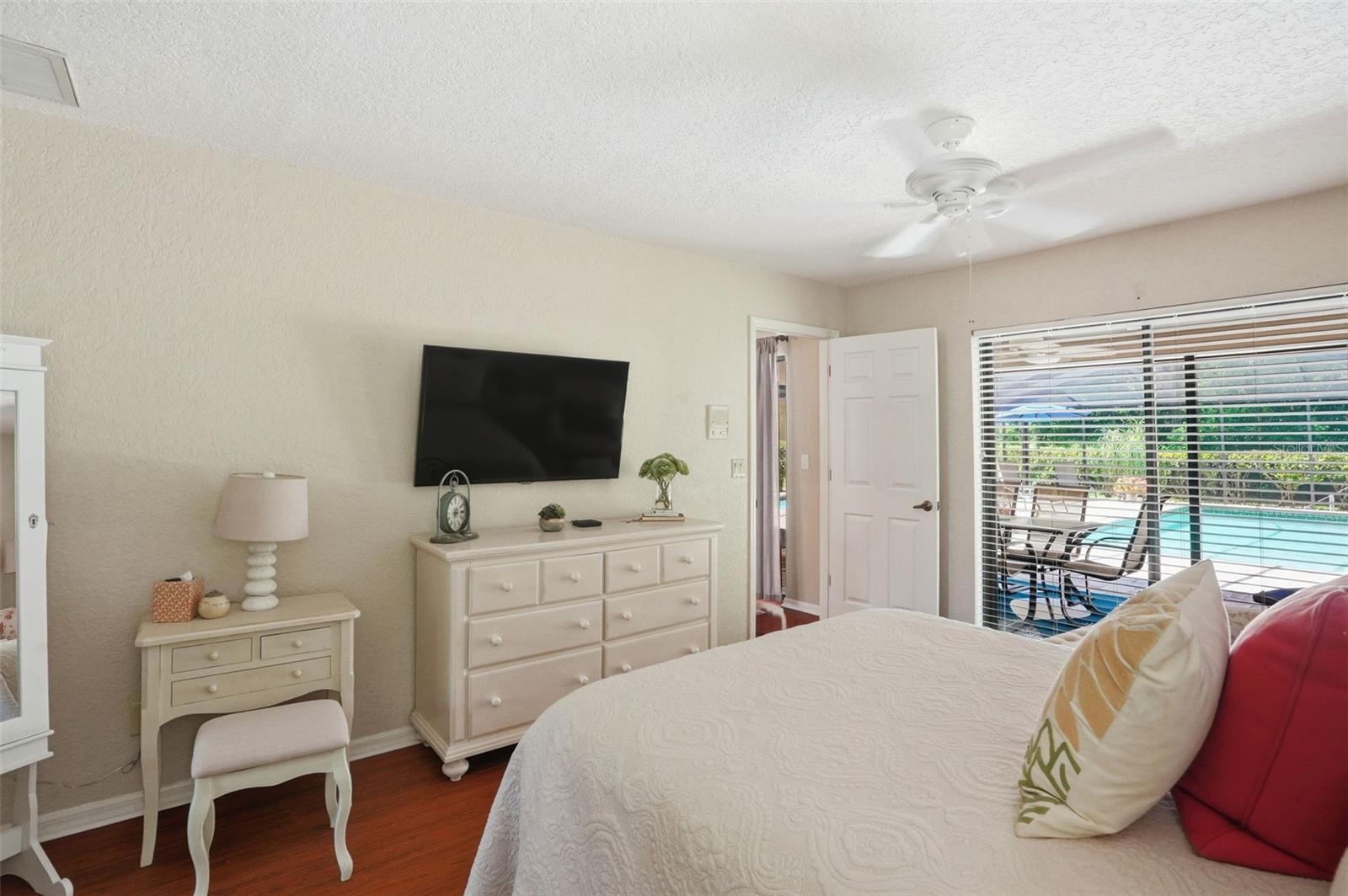 14480 LINDEN DR