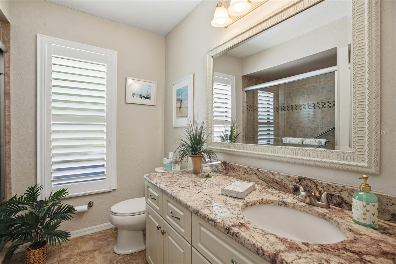 14480 LINDEN DR