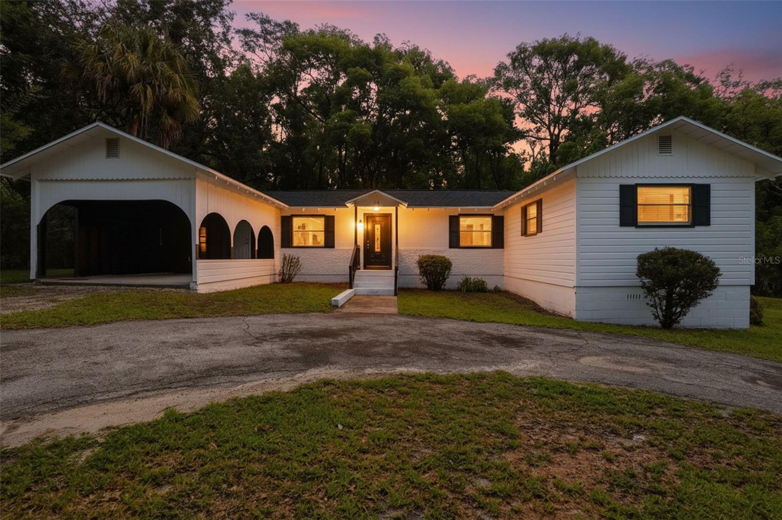 65 MARKHAM LN