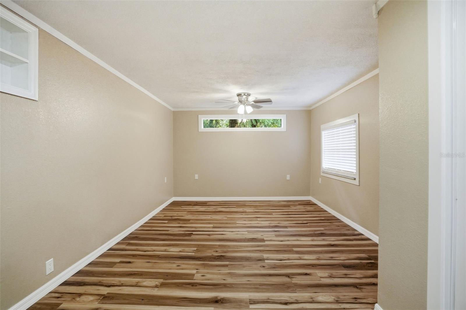 65 MARKHAM LN
