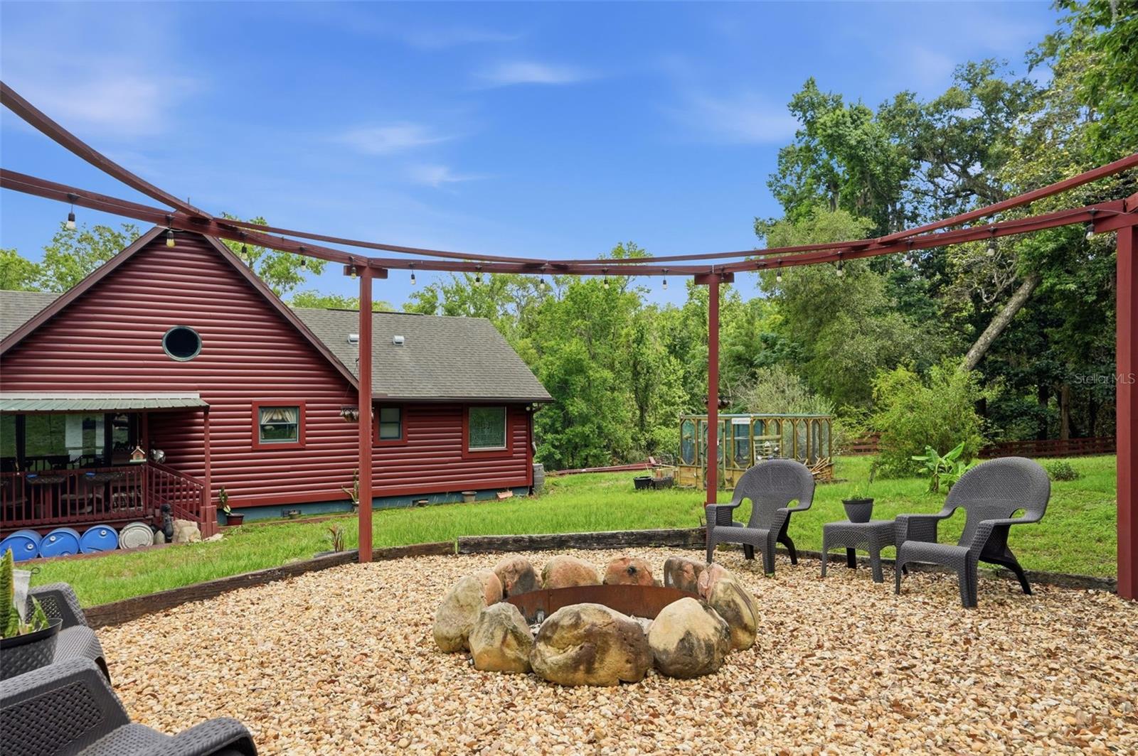 24050 WINDING CREEK DR