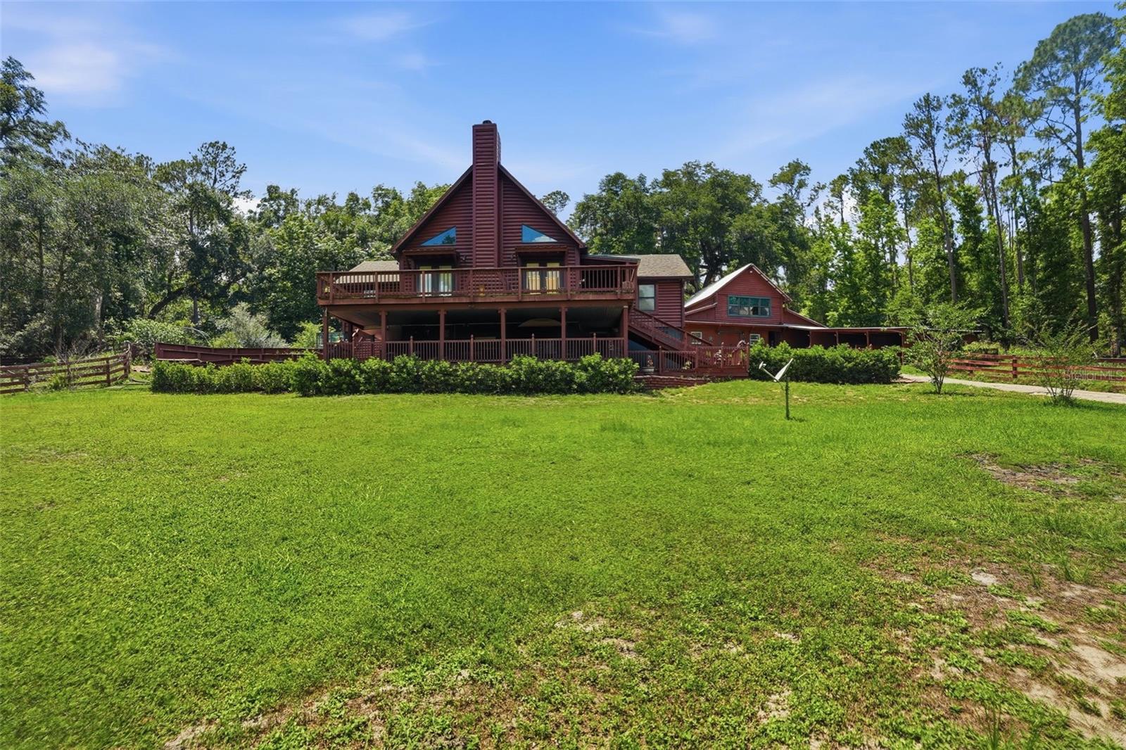24050 WINDING CREEK DR