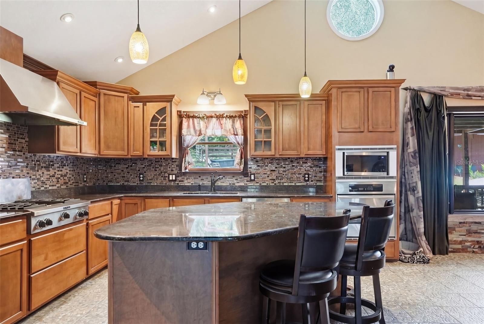 24050 WINDING CREEK DR