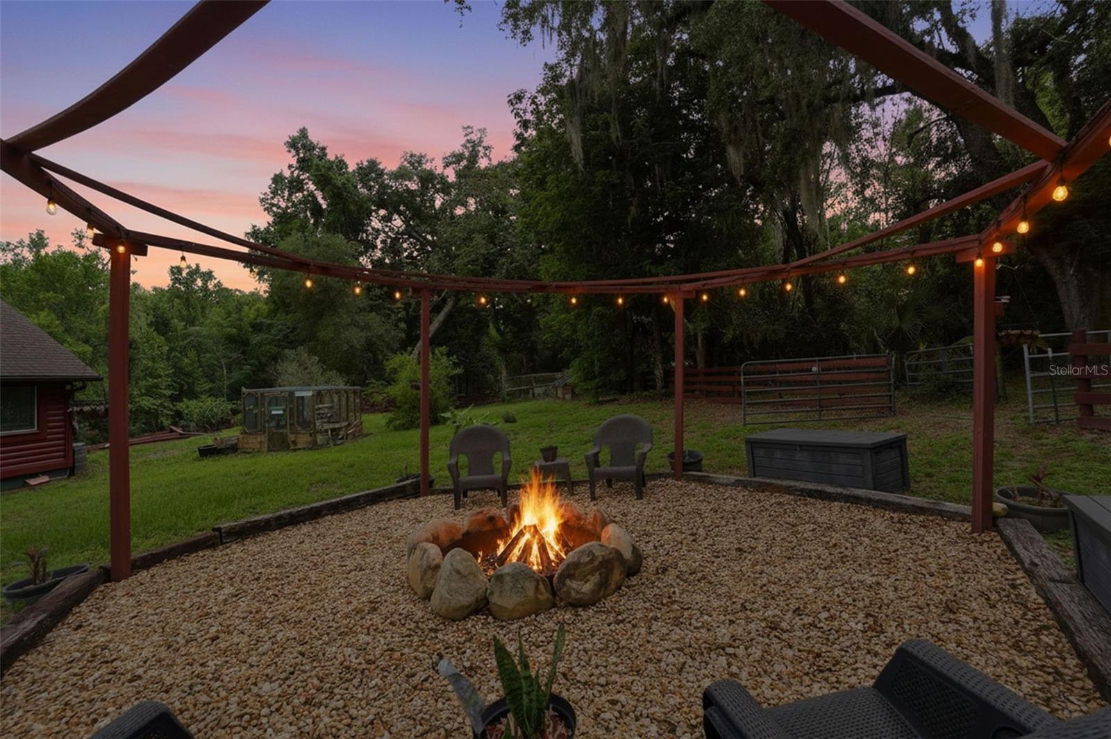 24050 WINDING CREEK DR