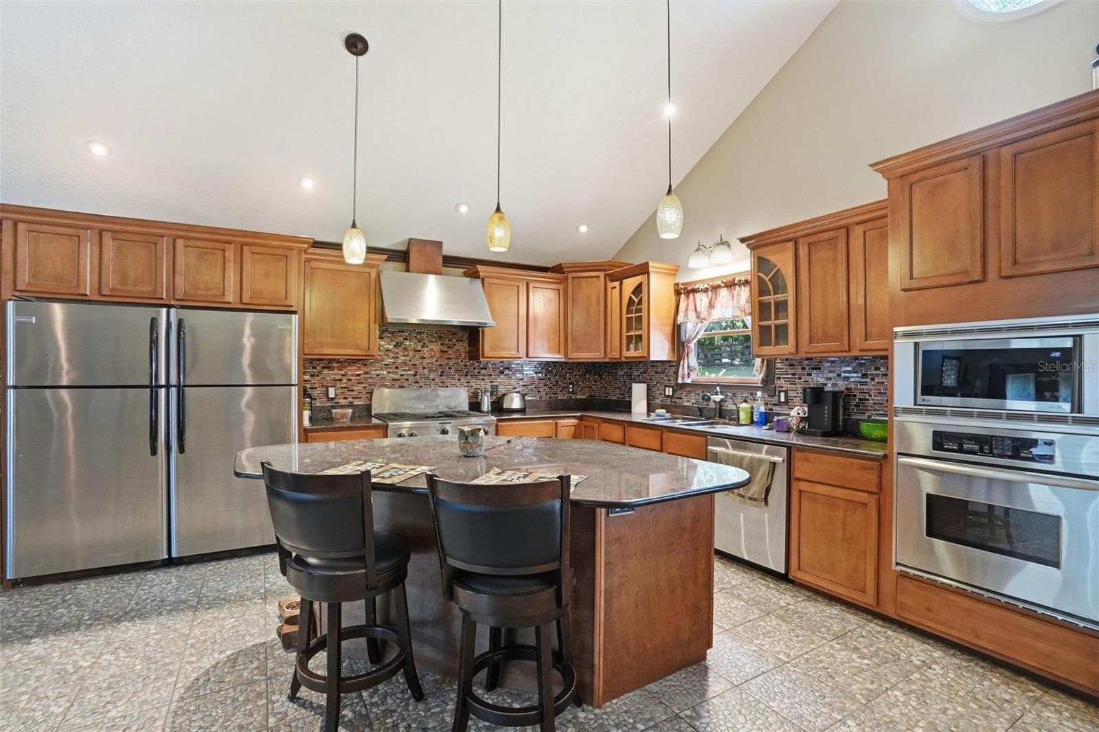 24050 WINDING CREEK DR