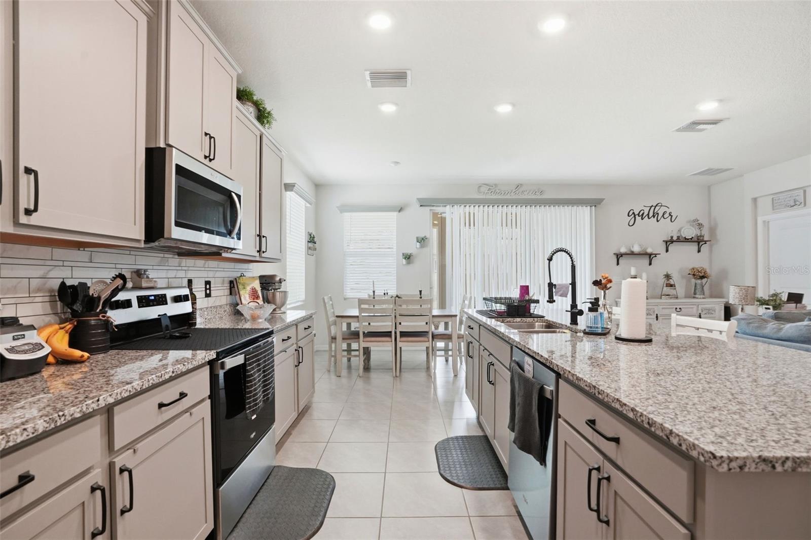 7562 ODESSA CT