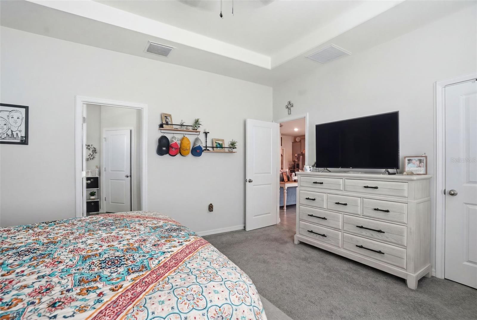 7562 ODESSA CT