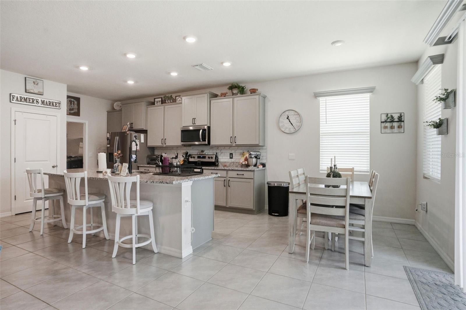 7562 ODESSA CT