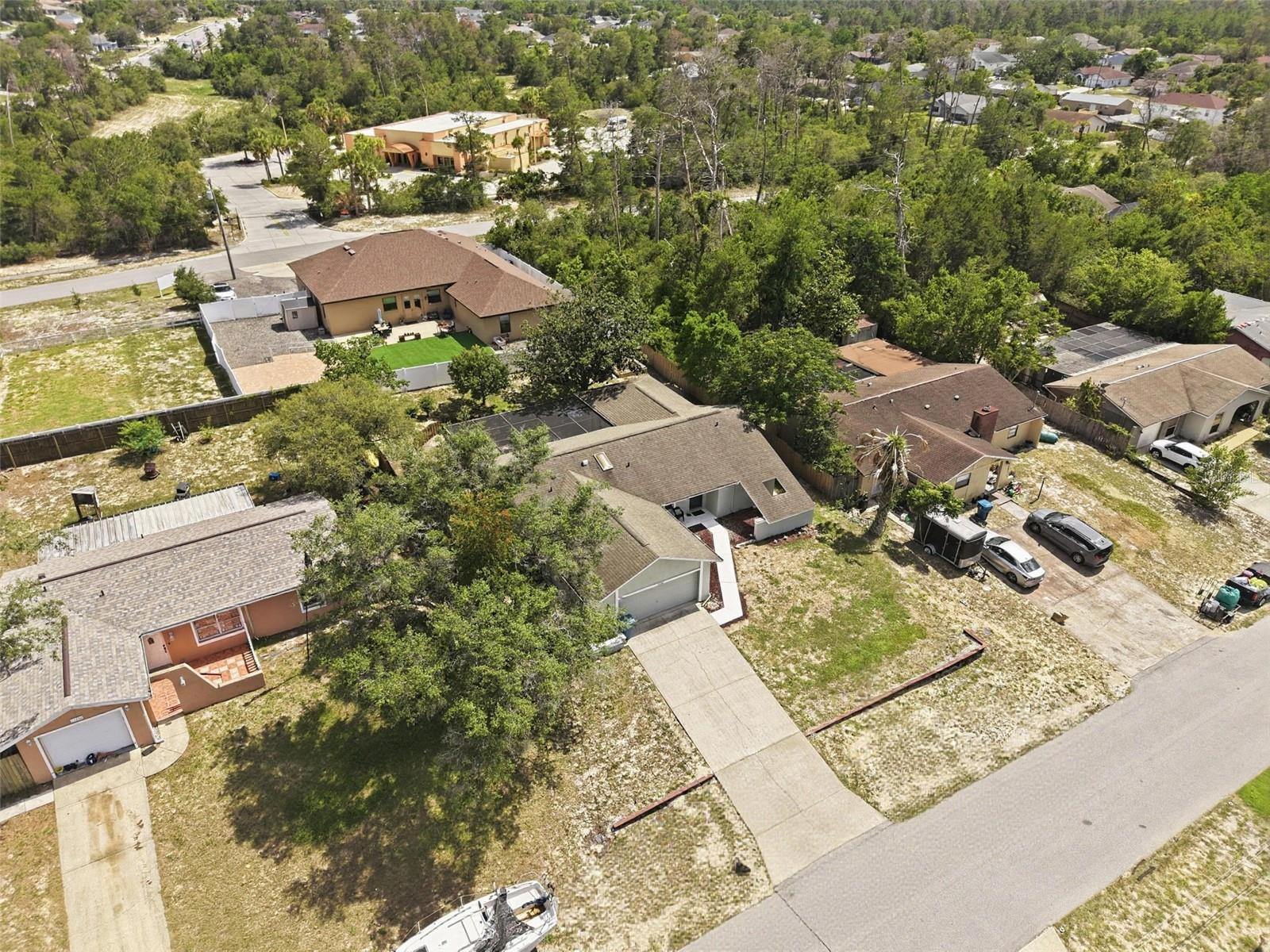 13032 LOLA DR