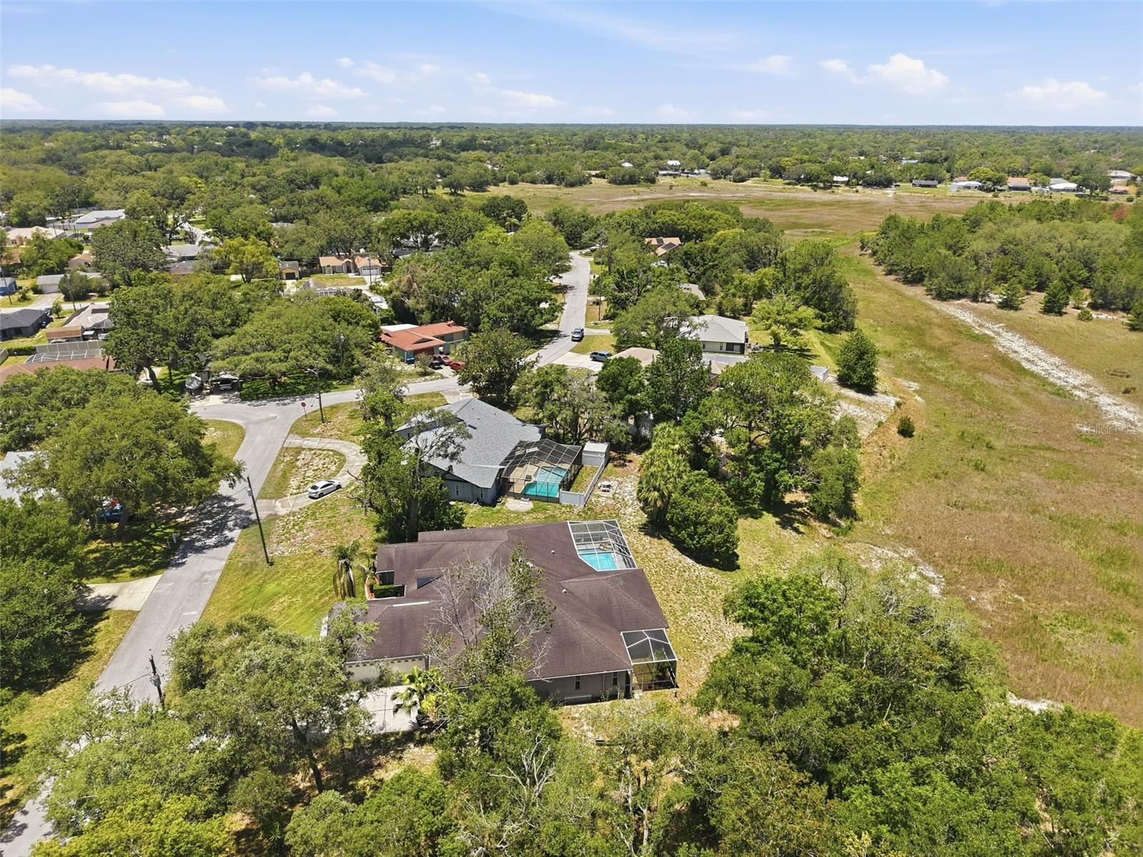 9011 FOXDALE LN