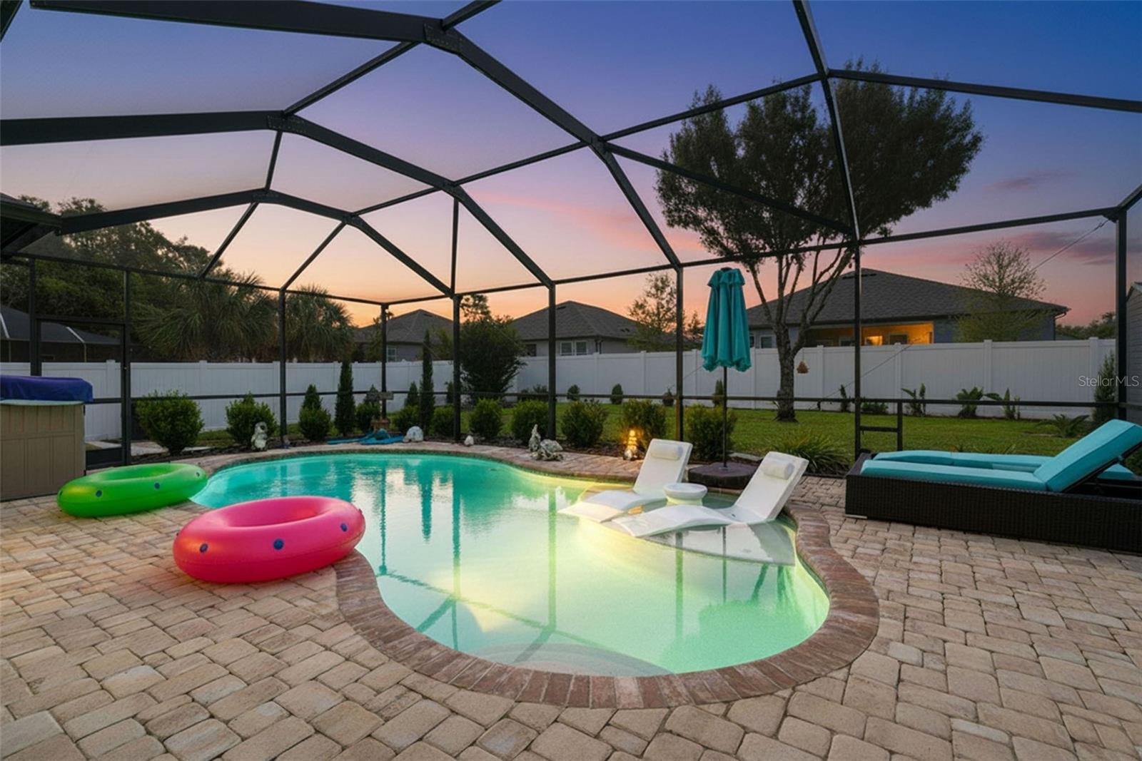 652 TIERRA DR