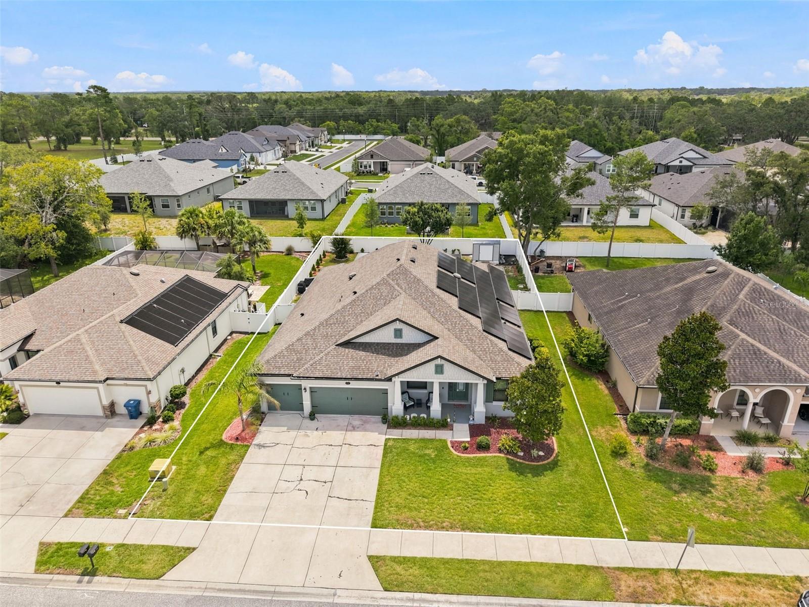 652 TIERRA DR