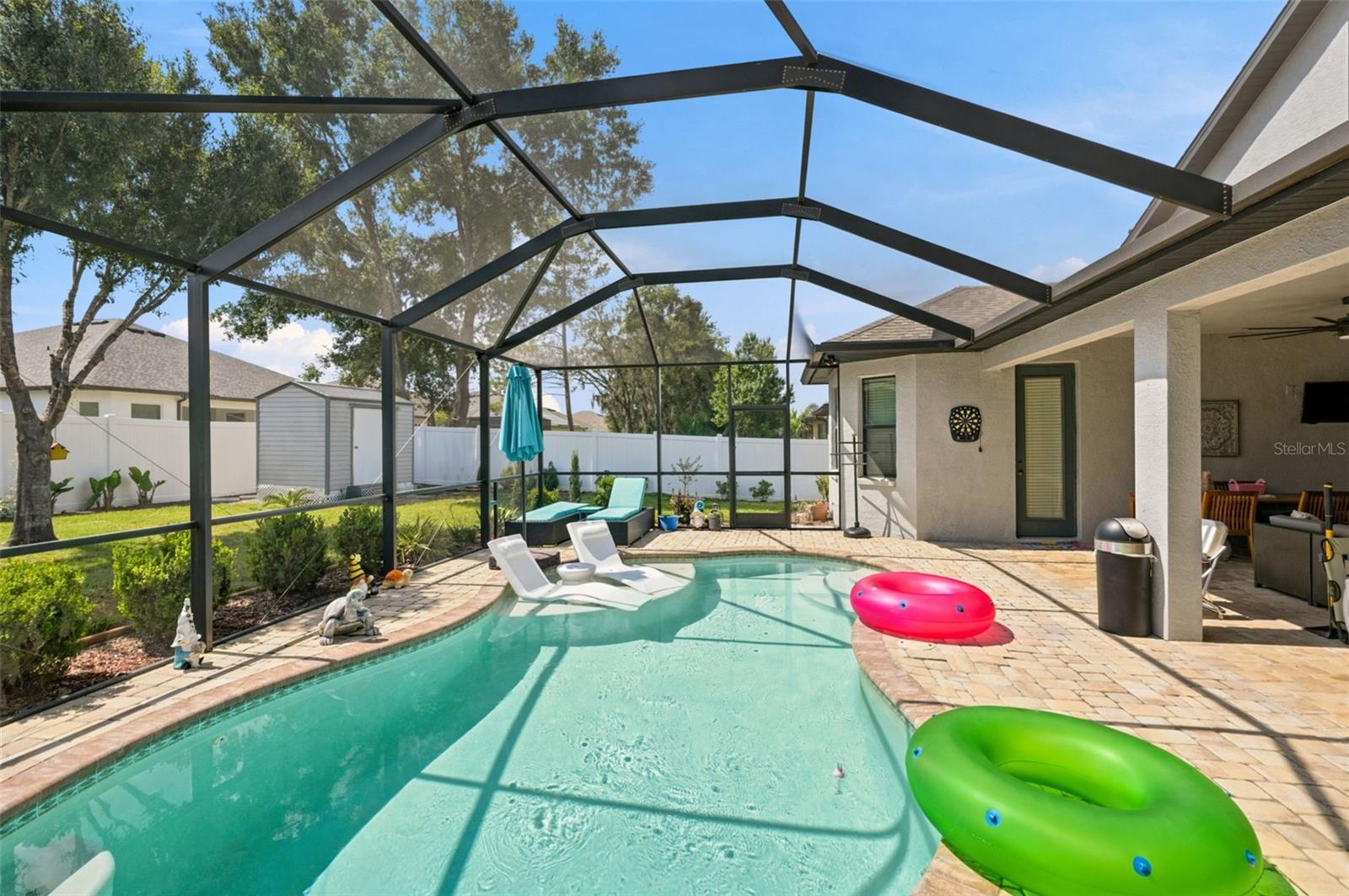 652 TIERRA DR
