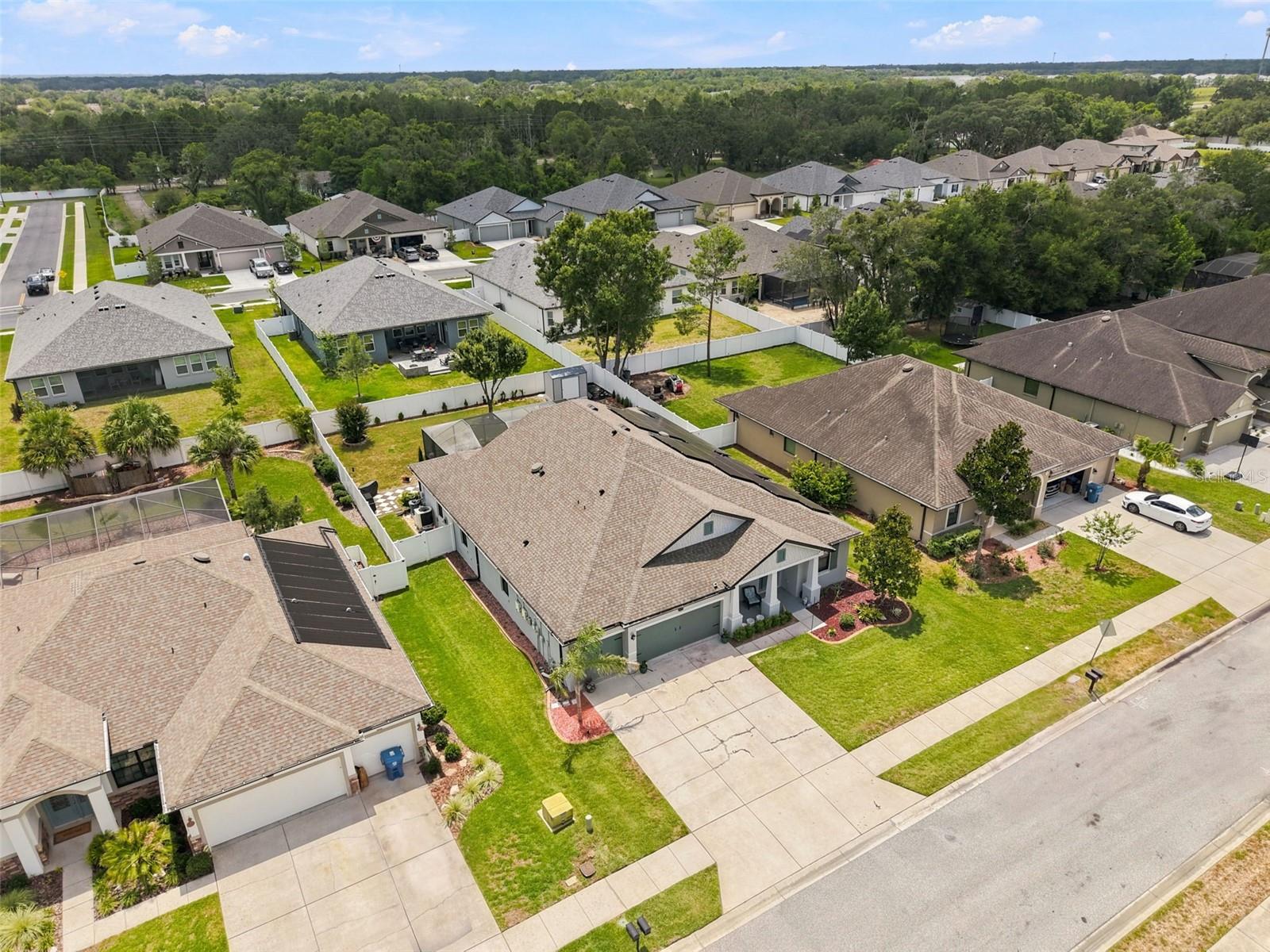652 TIERRA DR