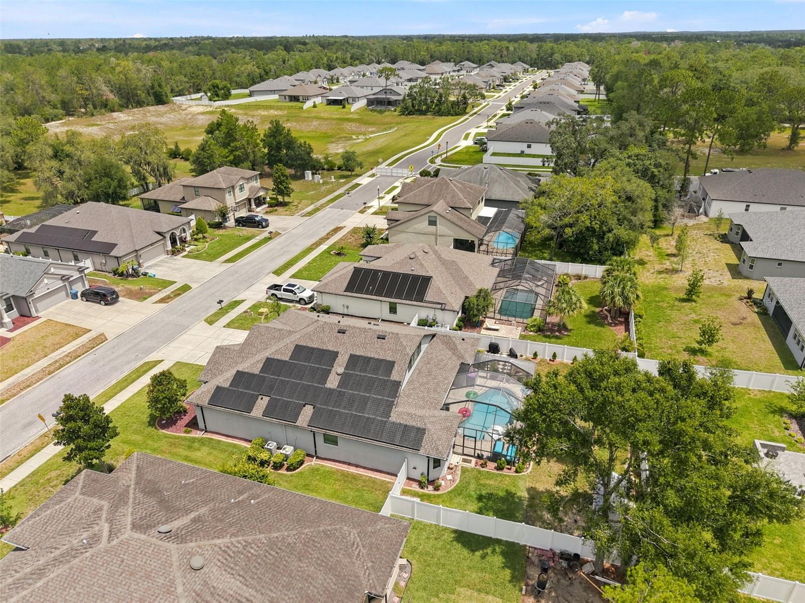 652 TIERRA DR