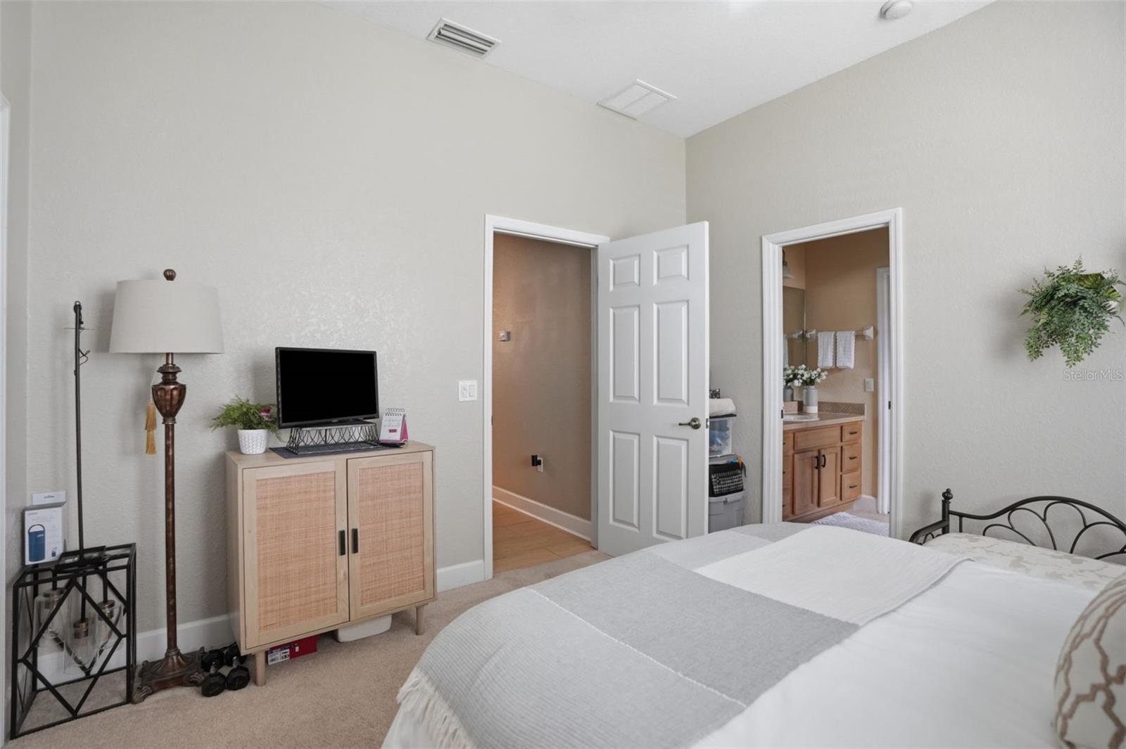 13248 LINZIA LN