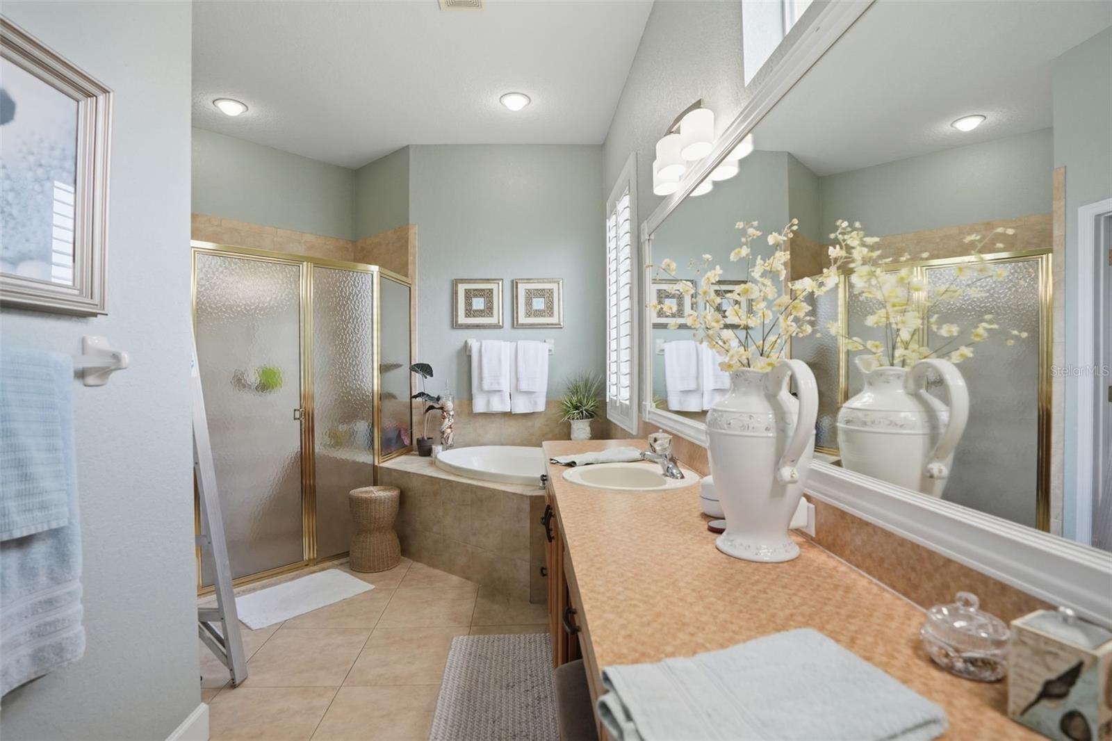 13248 LINZIA LN
