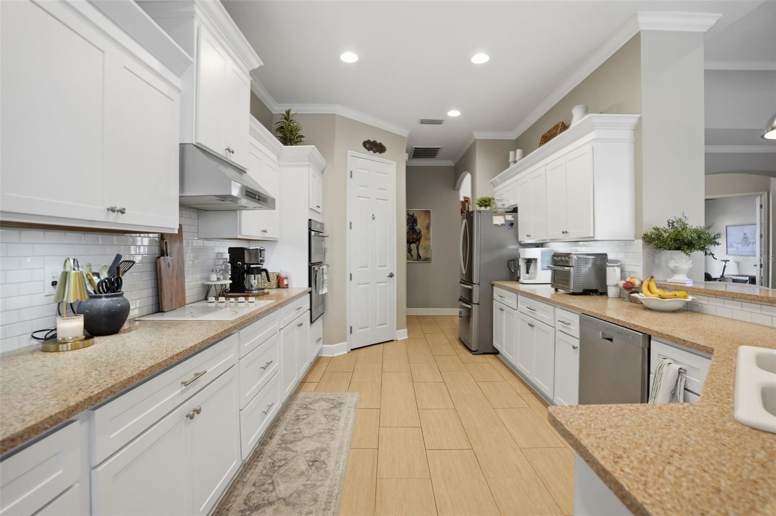 13248 LINZIA LN