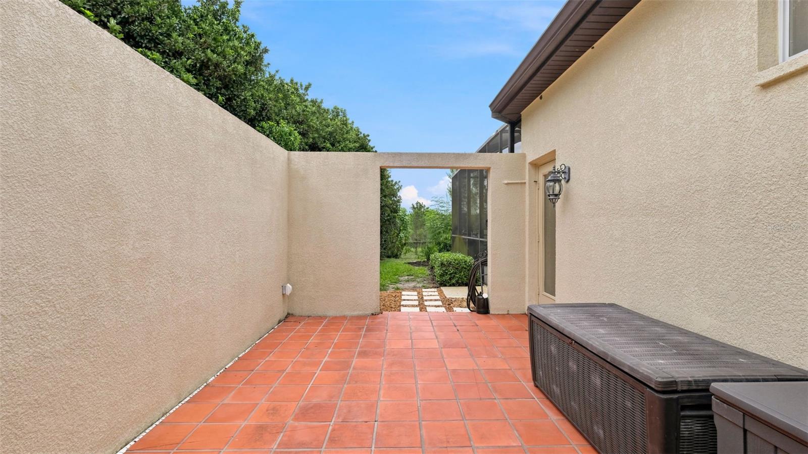 10400 RAMBLE RIDGE CT