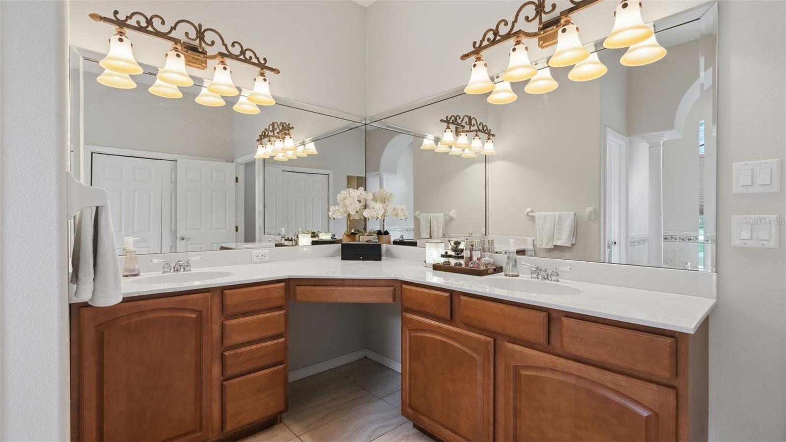 10400 RAMBLE RIDGE CT