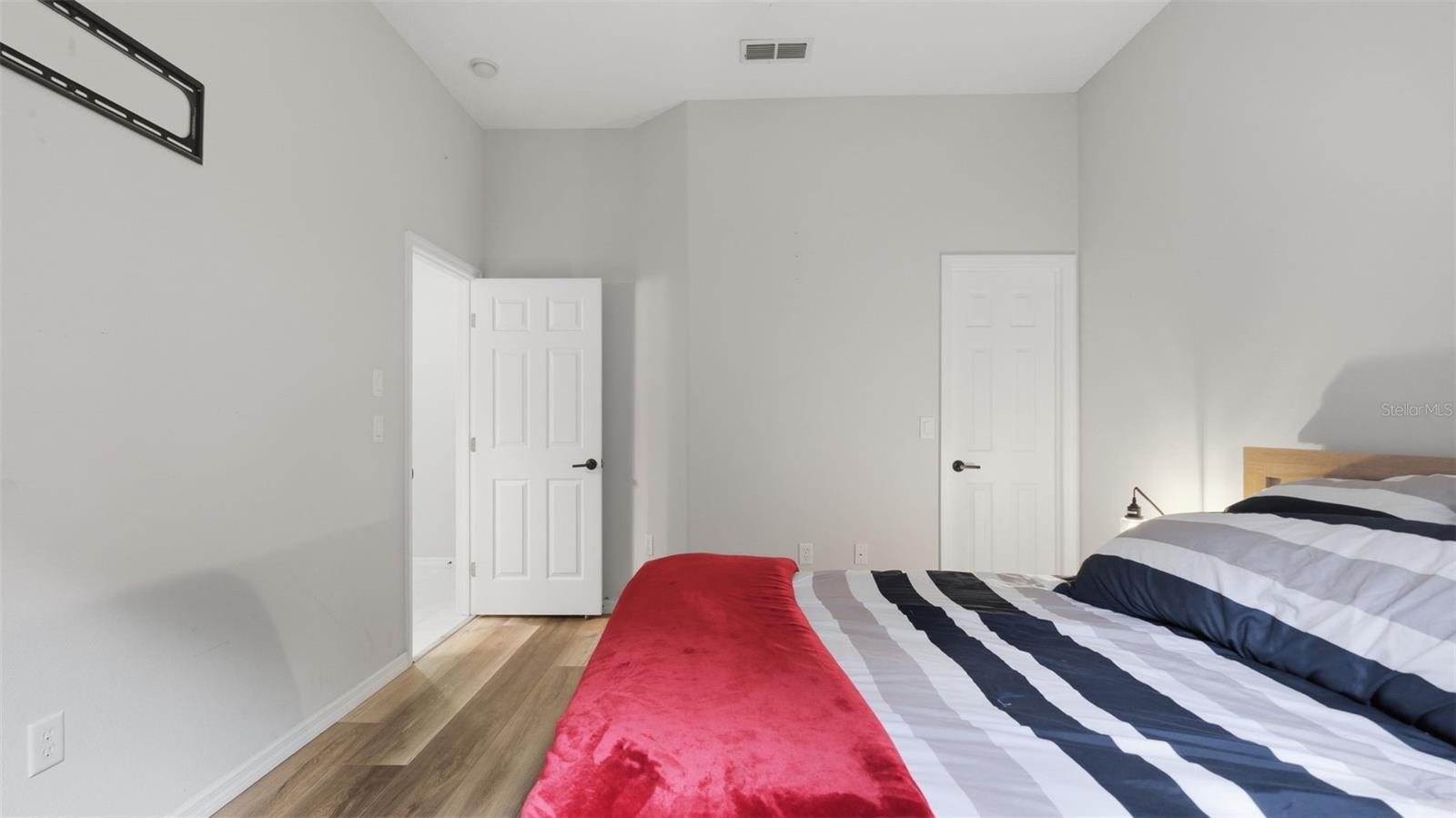 10400 RAMBLE RIDGE CT