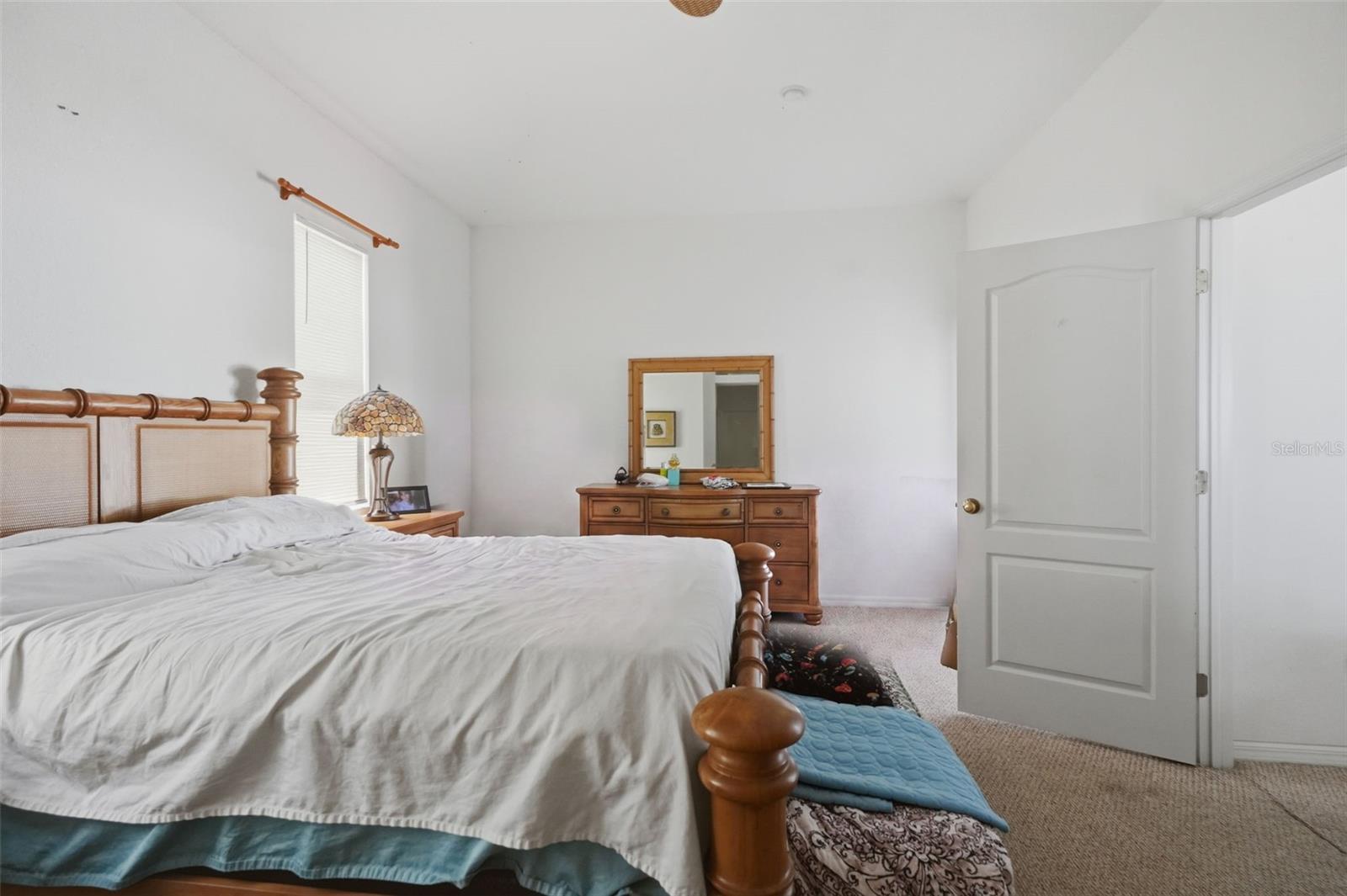 15486 SARATOGA DR