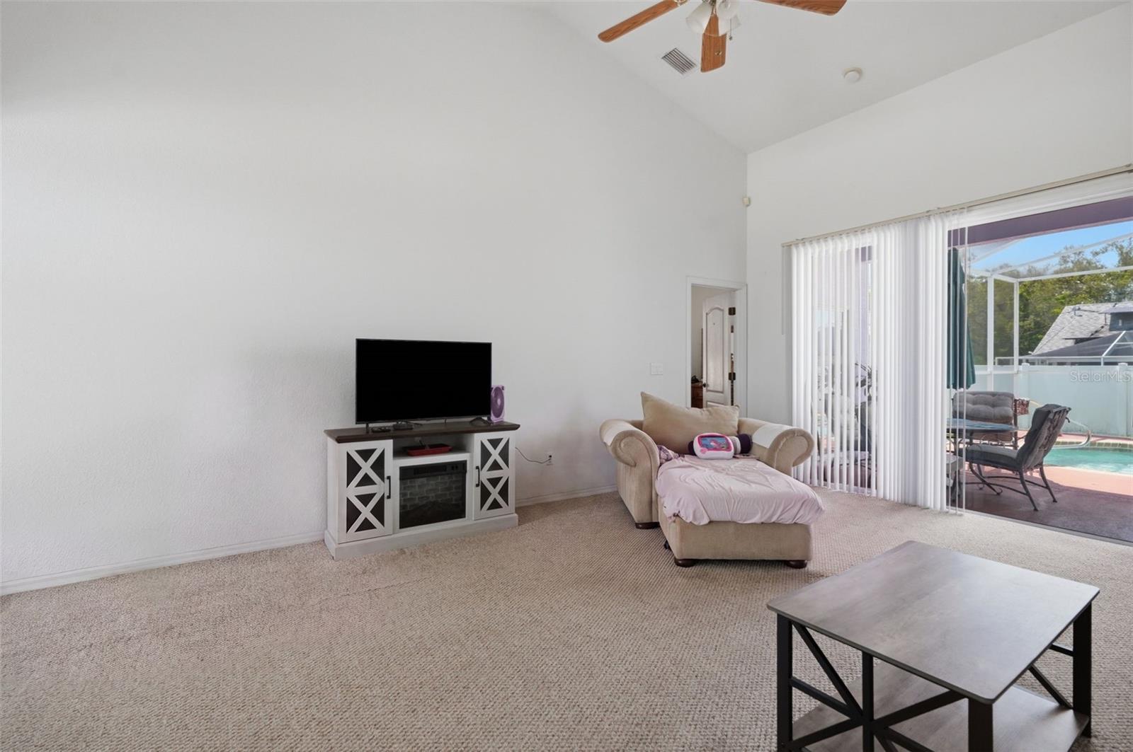 15486 SARATOGA DR