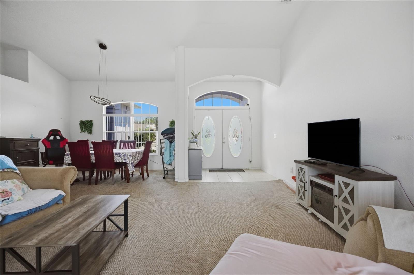 15486 SARATOGA DR