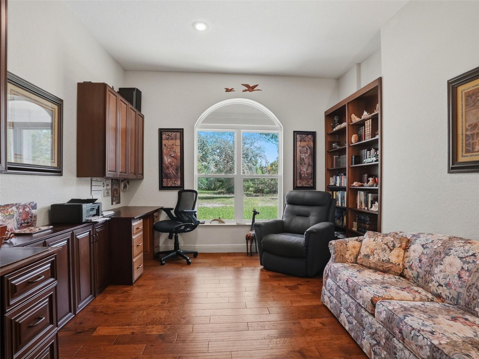 8333 ALLEN DR