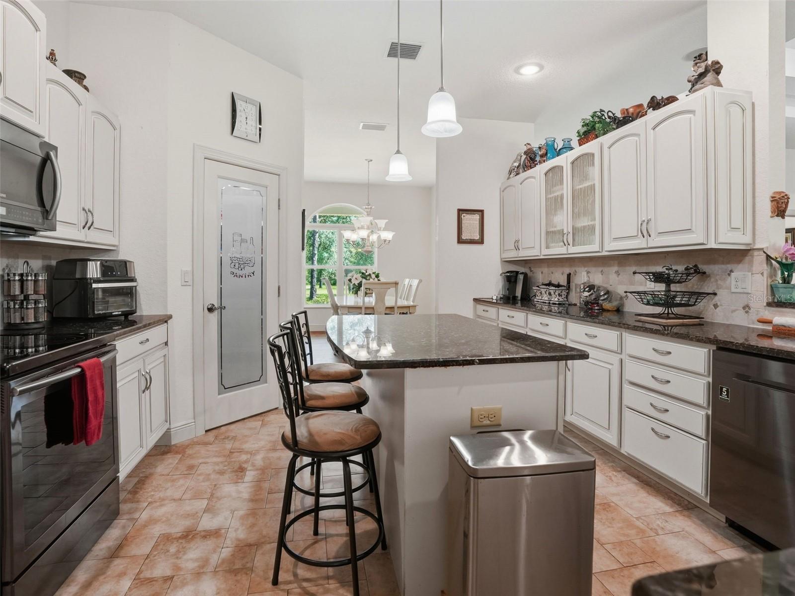 8333 ALLEN DR