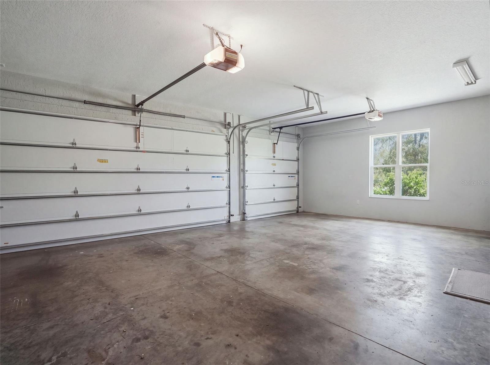 8333 ALLEN DR