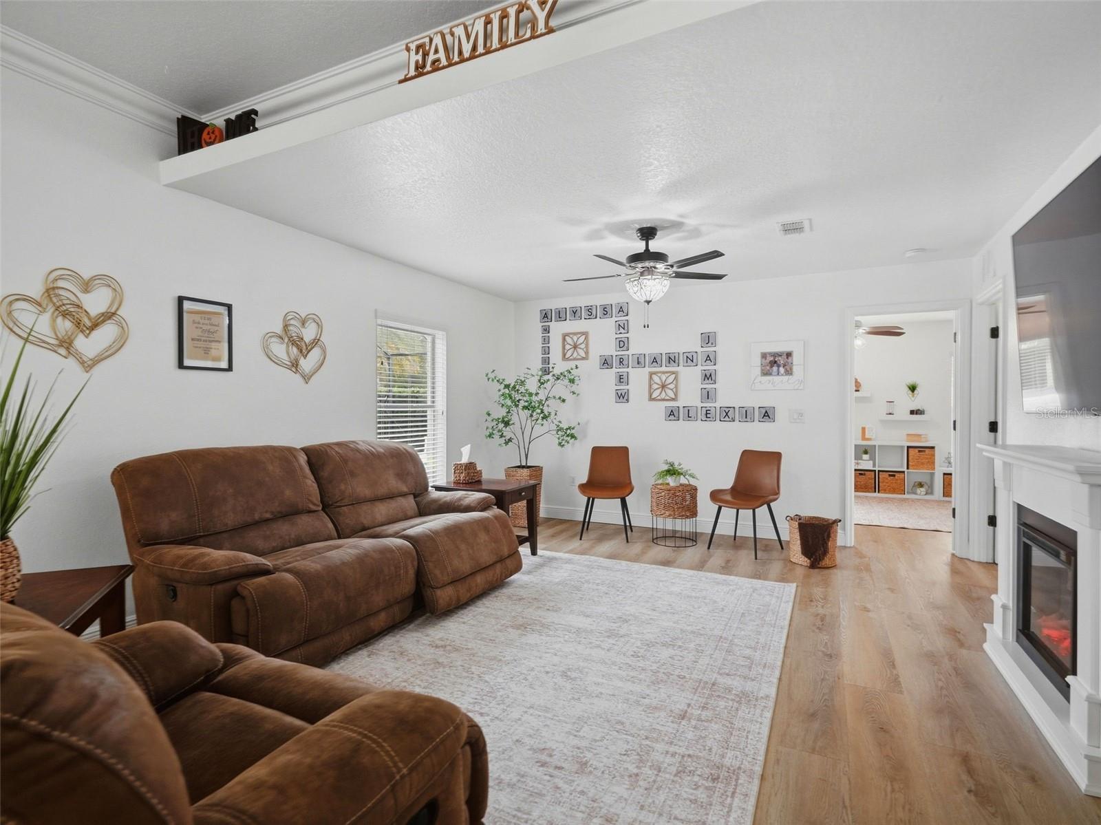 13396 TWINBERRY DR