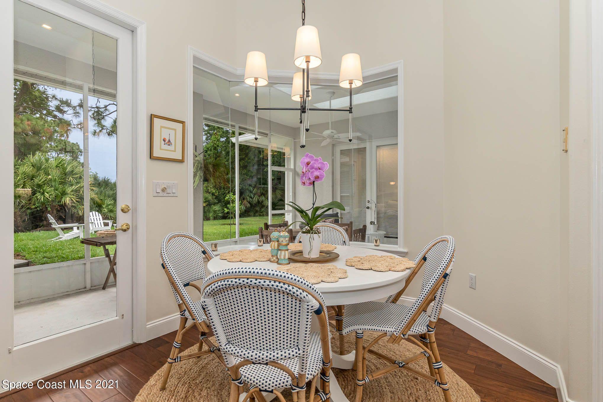 975 Somerset Lane