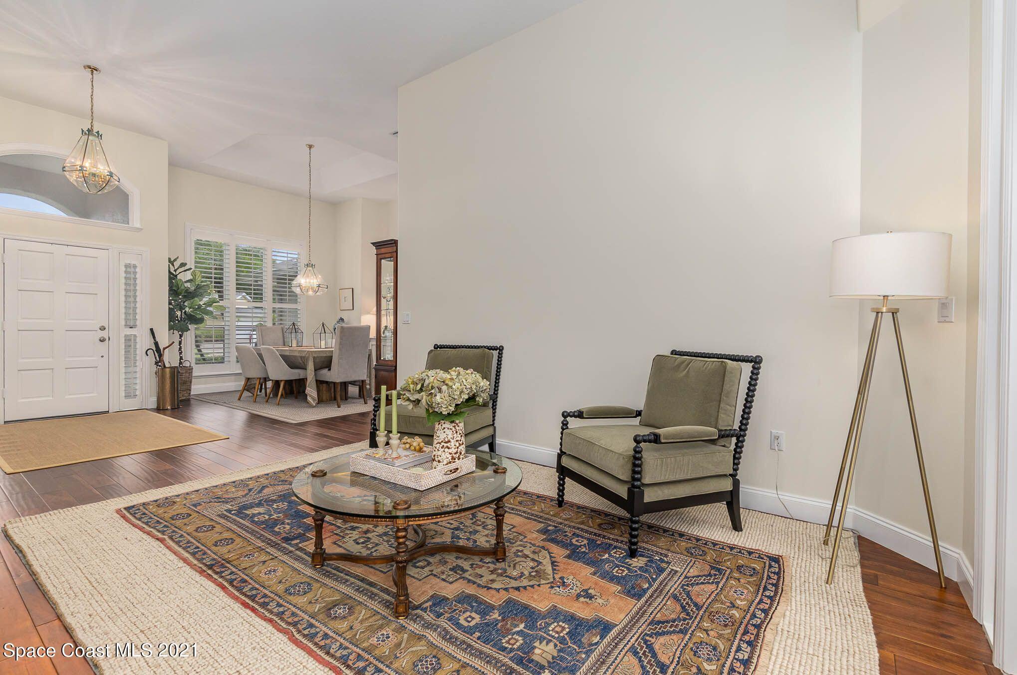 975 Somerset Lane