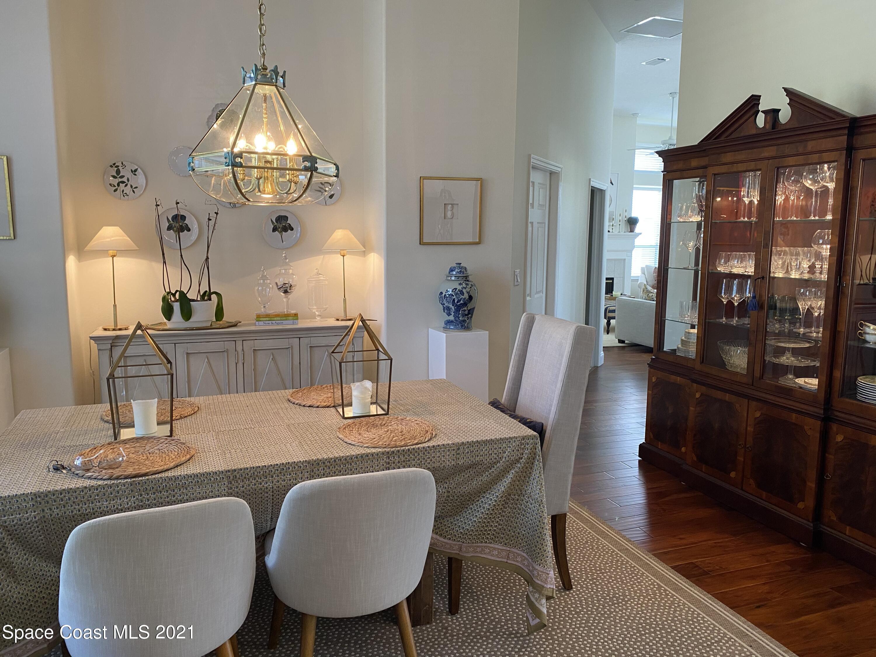 975 Somerset Lane