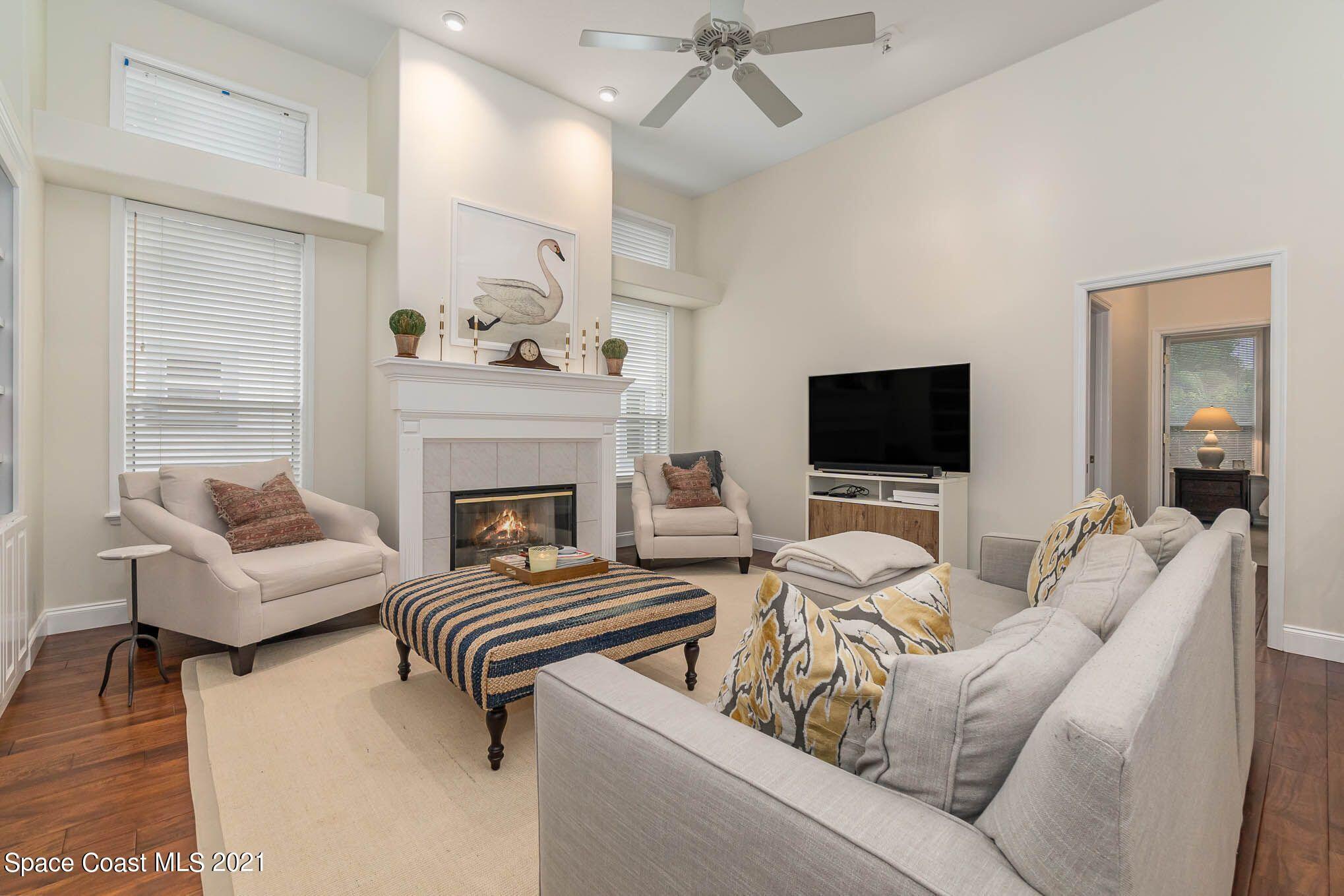 975 Somerset Lane