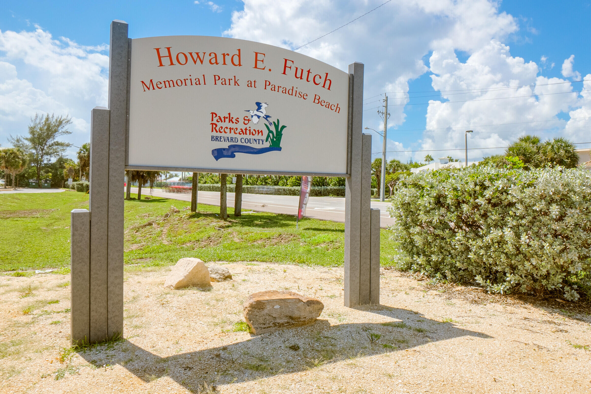 290 Paradise Boulevard, 25