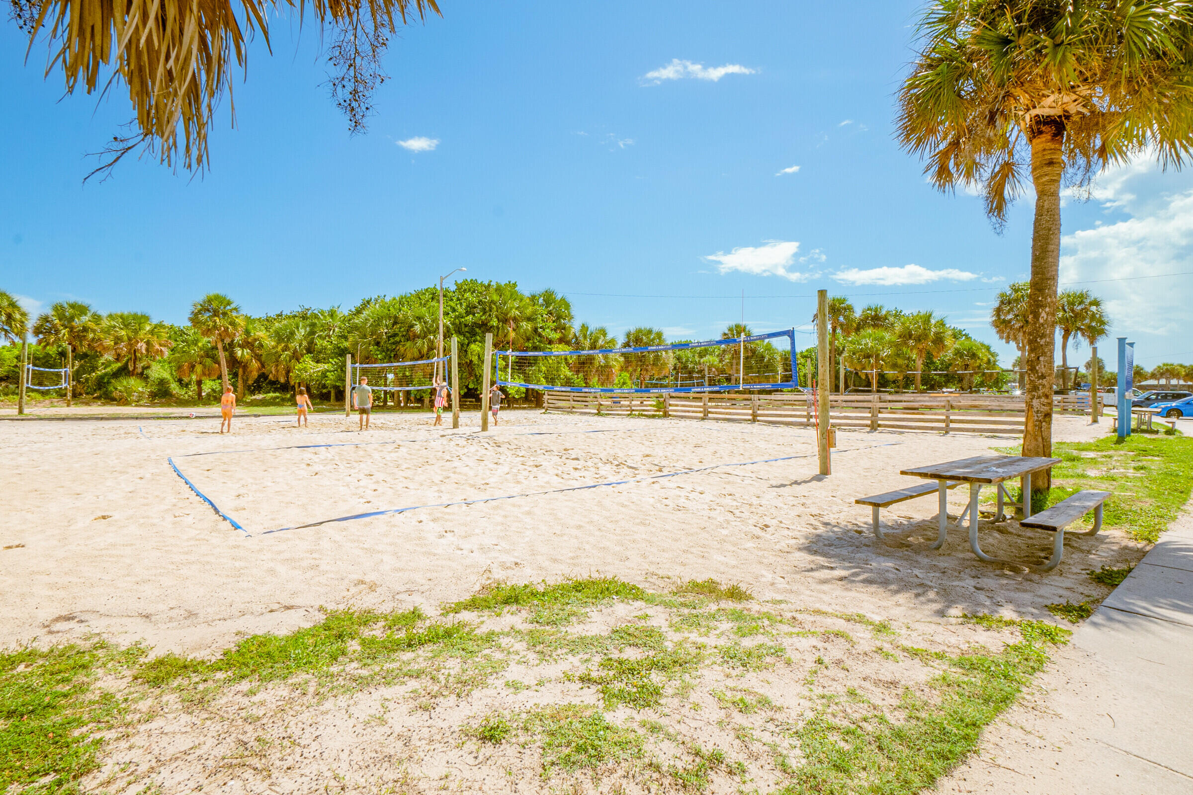 290 Paradise Boulevard, 25