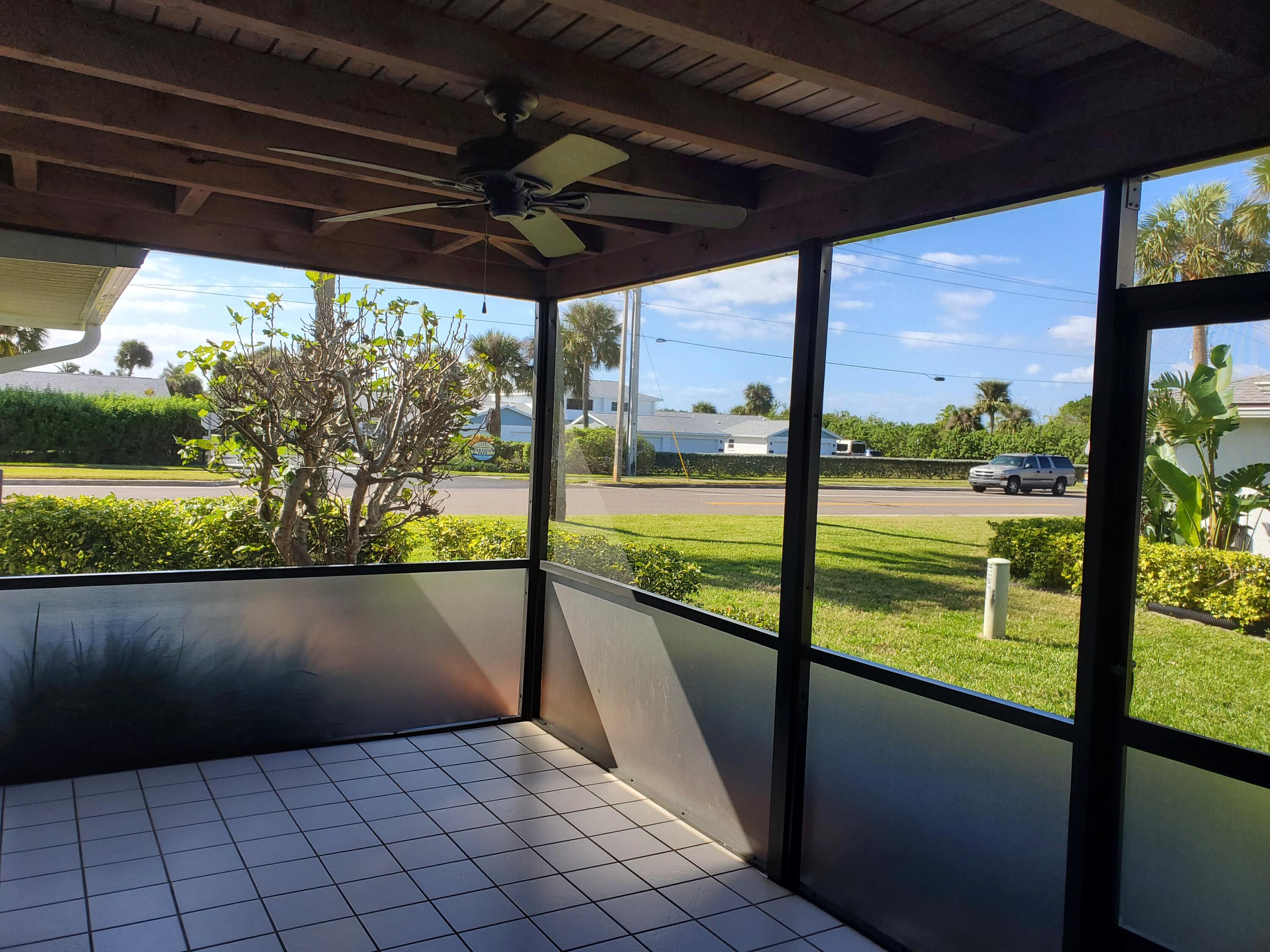 290 Paradise Boulevard, 25