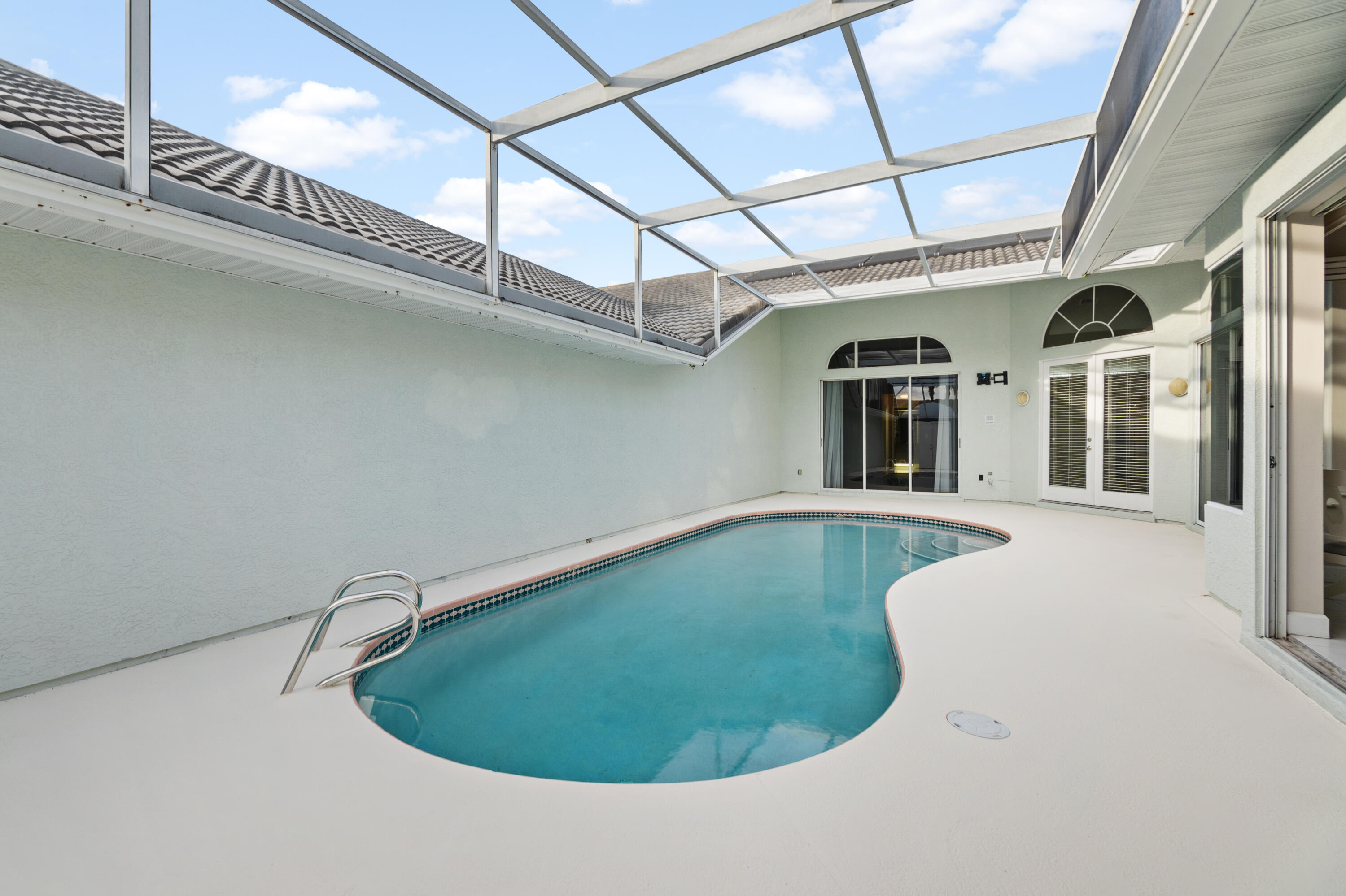 206 Glengarry Avenue