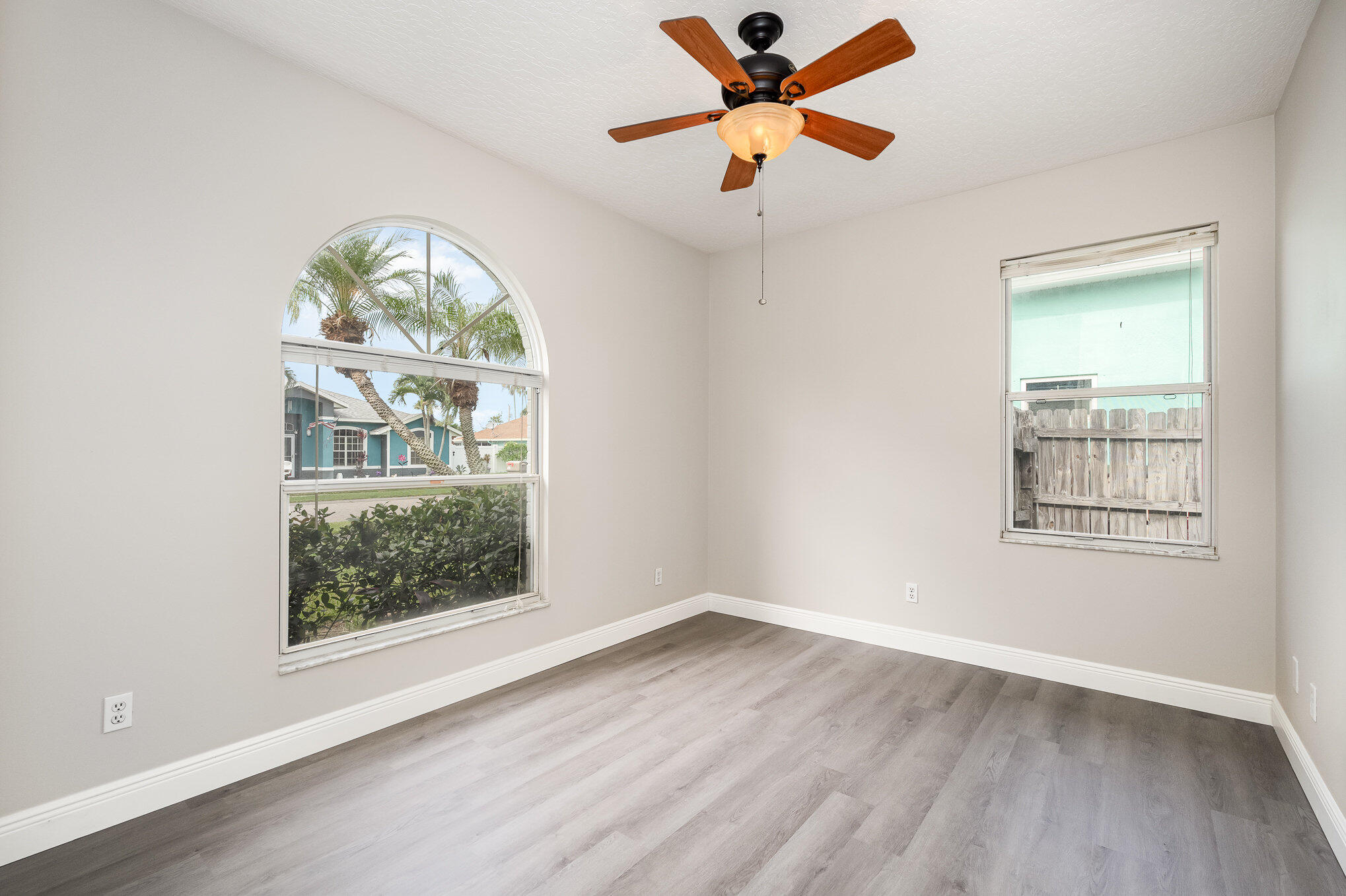 463 Lighthouse Landing Street