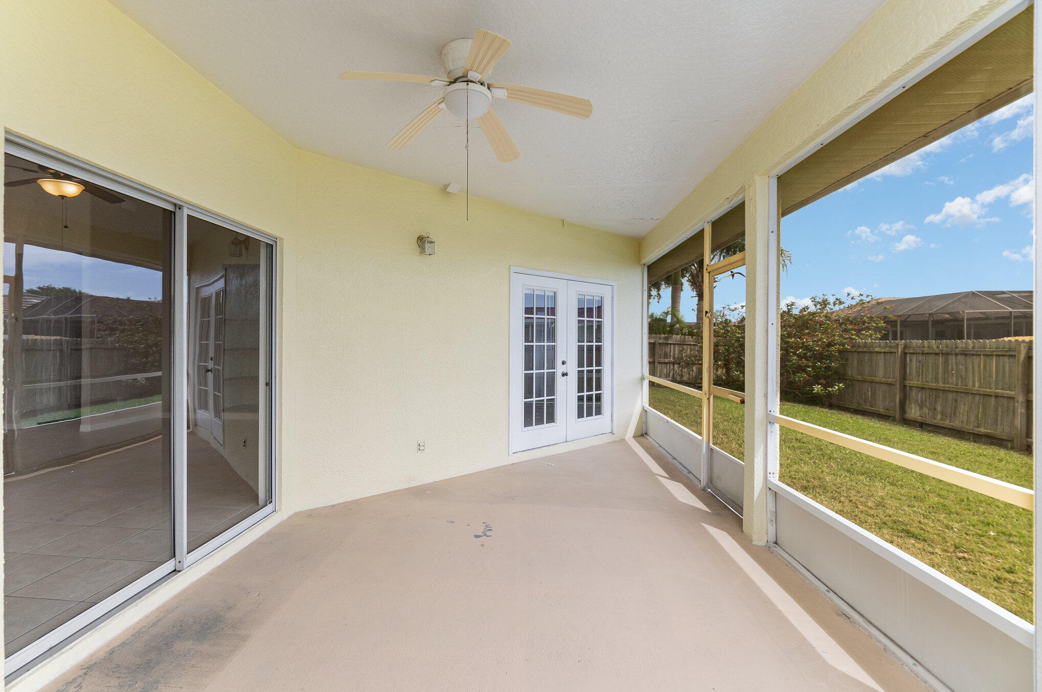 463 Lighthouse Landing Street